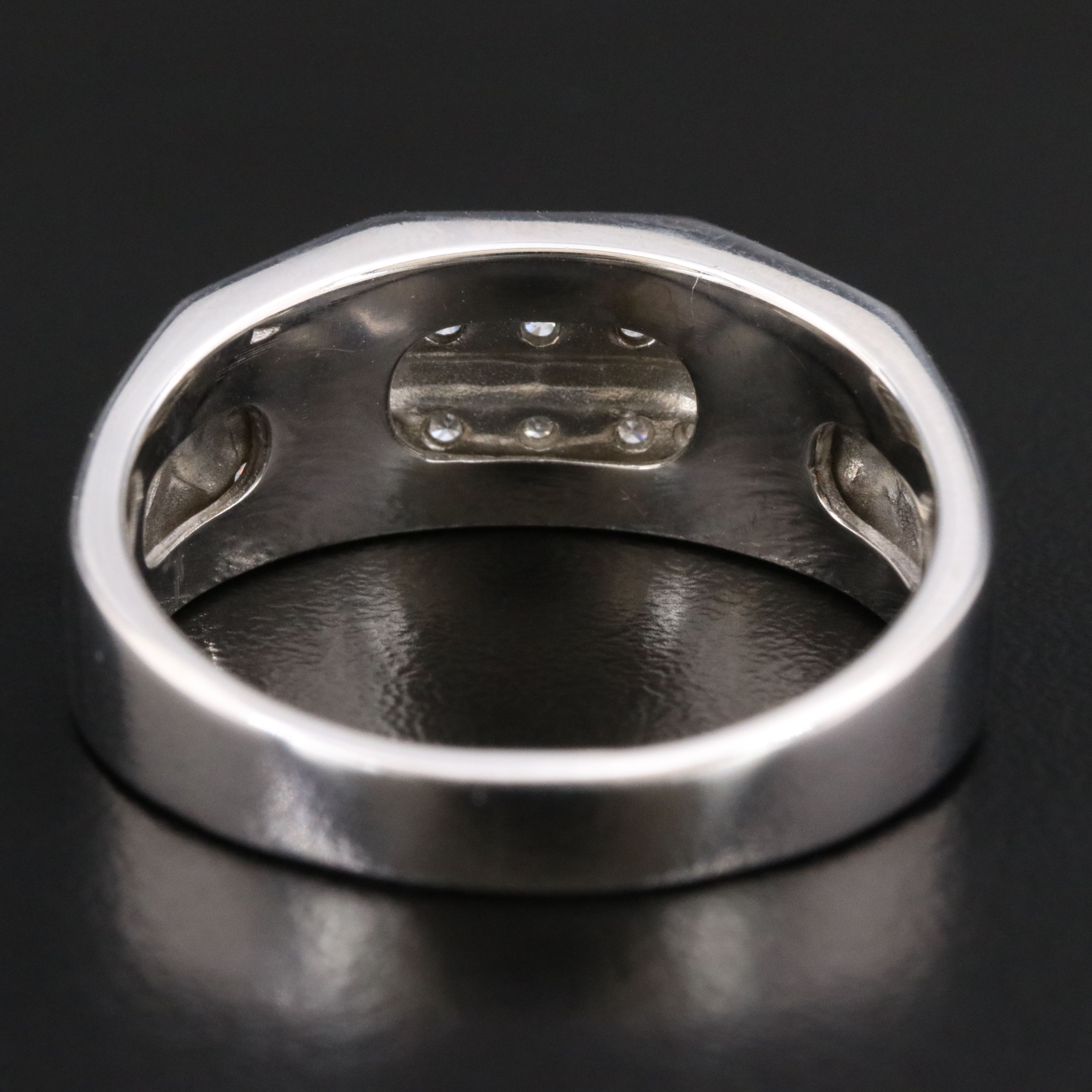 10K 0.93 CTW Diamond Channel Band