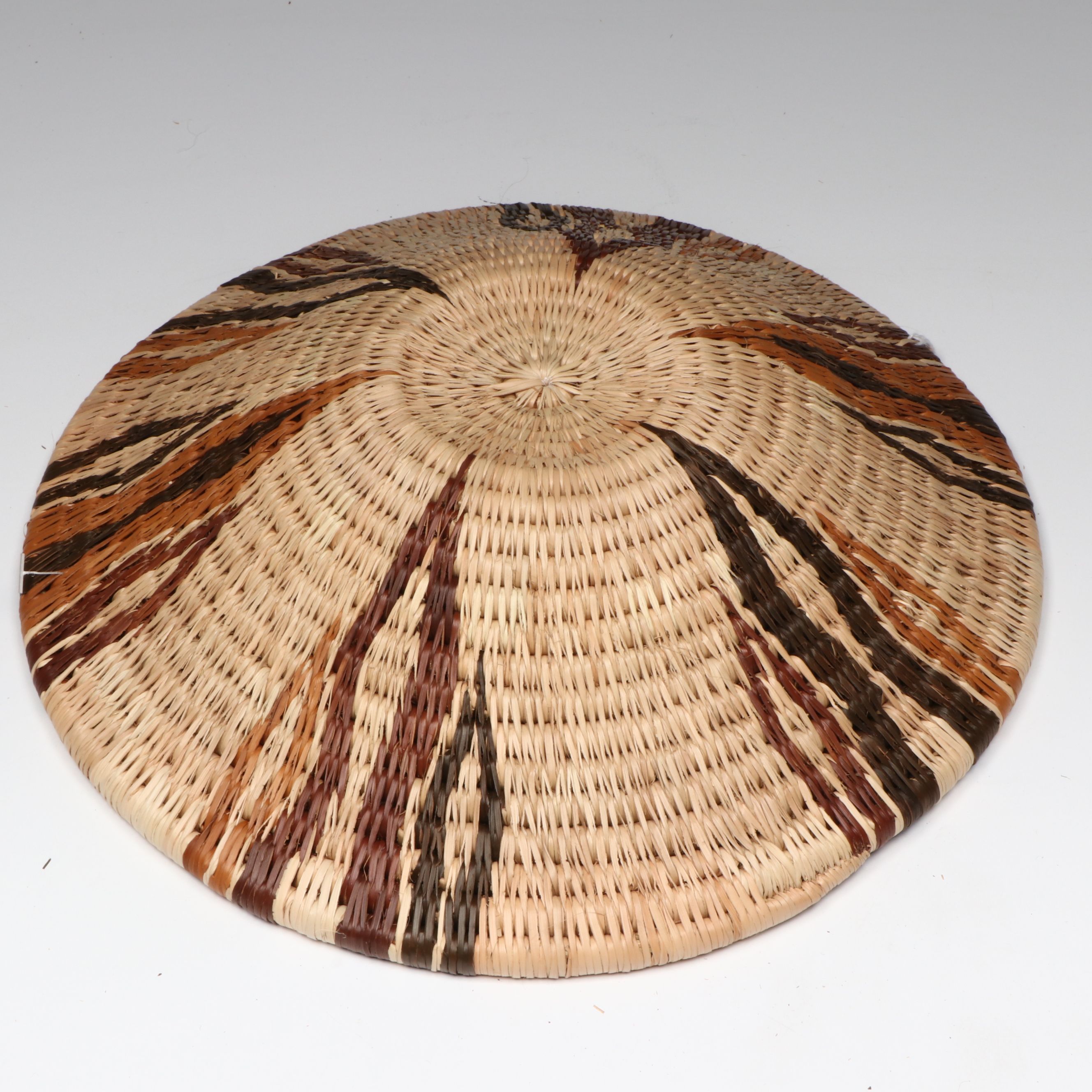 Botswanan Mokolane Palm and Natural Dyed Round Baskets