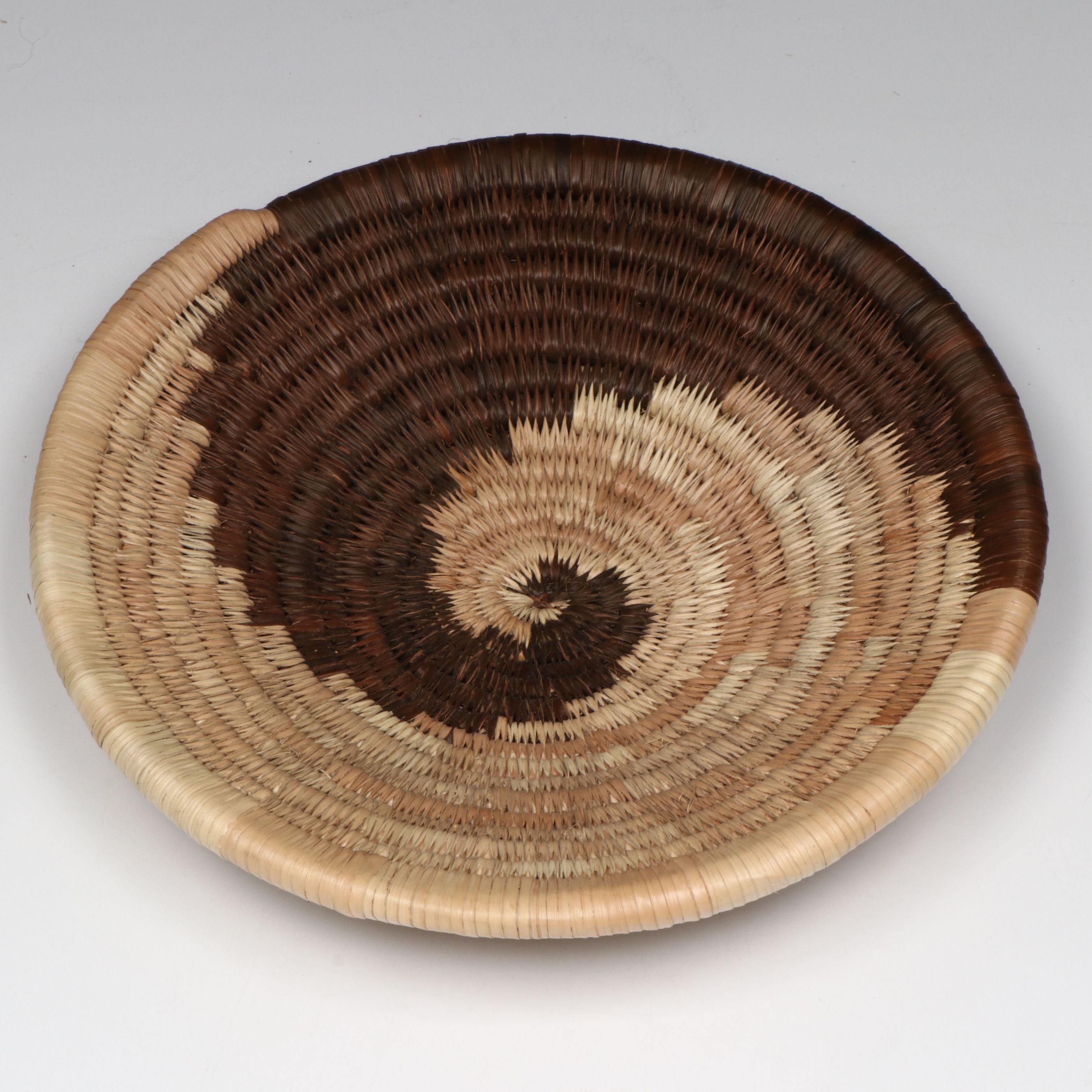 Botswanan Mokolane Palm and Natural Dyed Round Baskets