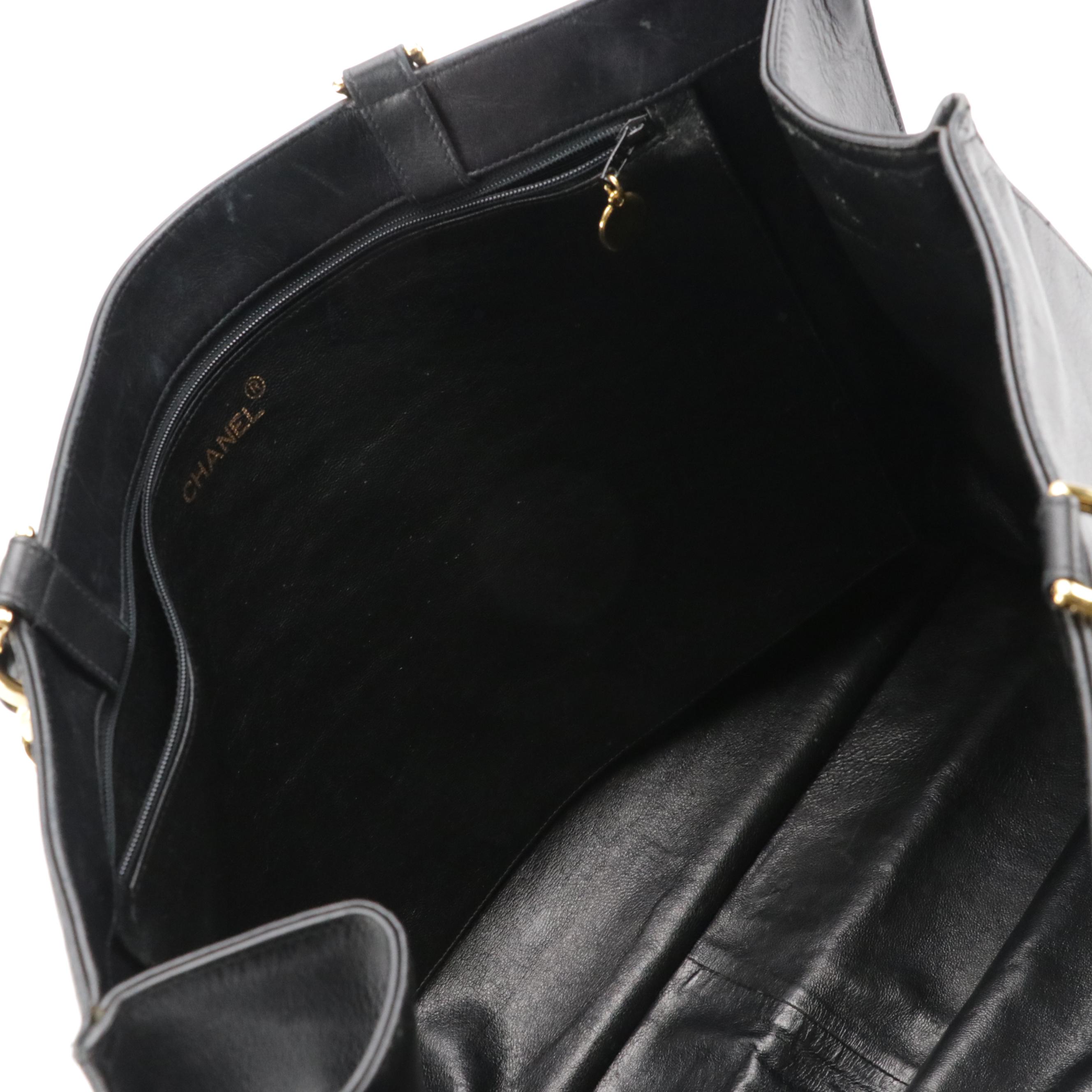 Chanel CC Chain Link Shopping Tote in Black Calfskin Leather