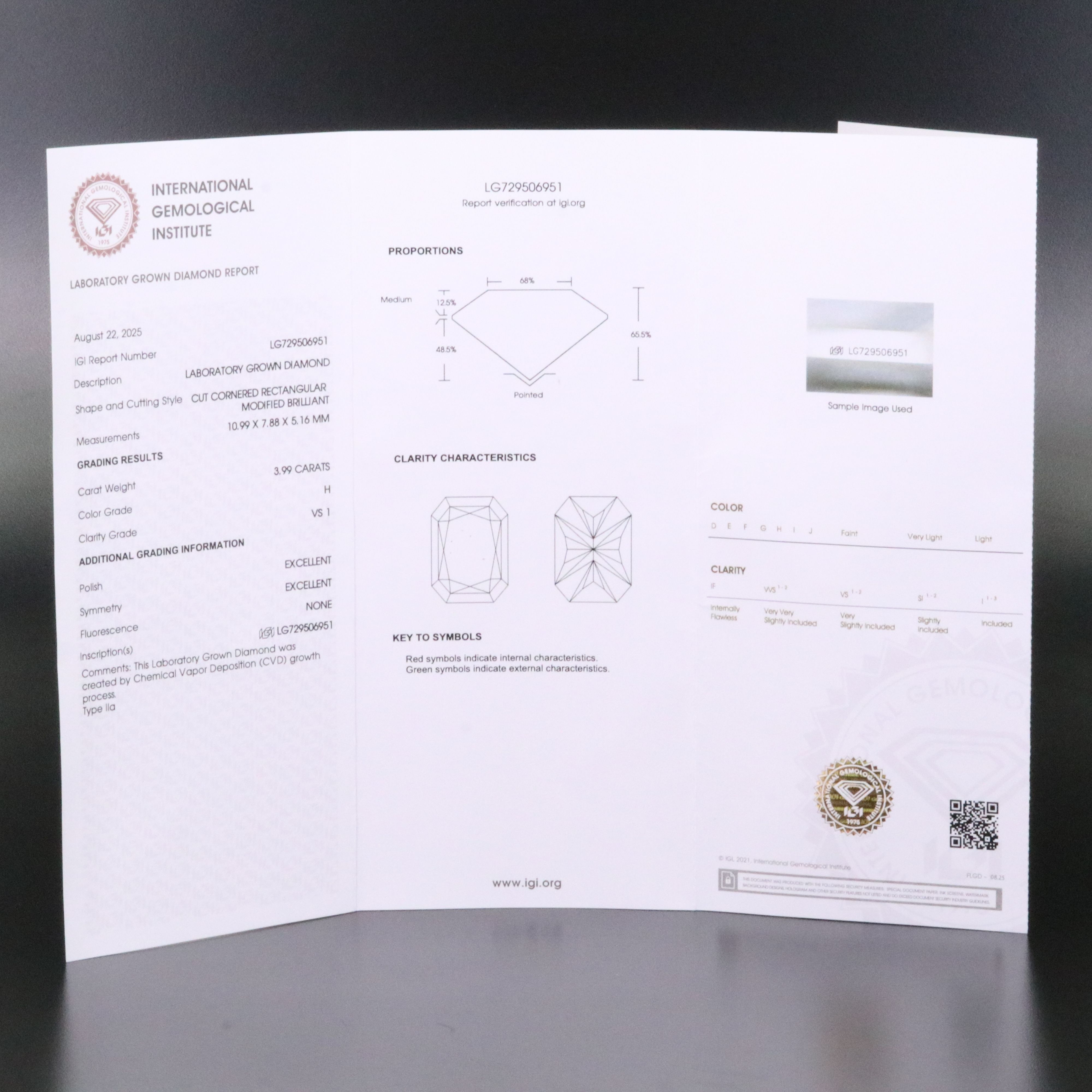 Loose 3.99 CT Lab Grown Diamond with IGI Report