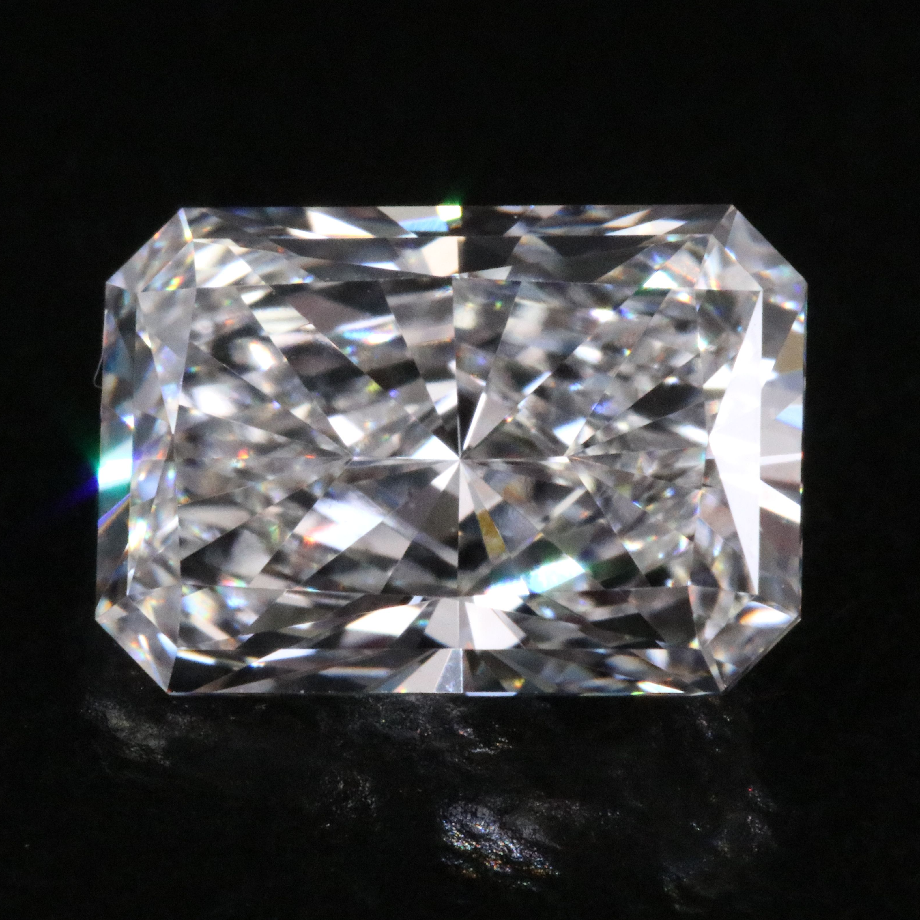Loose 1.92 CT Lab Grown Diamond with IGI Report