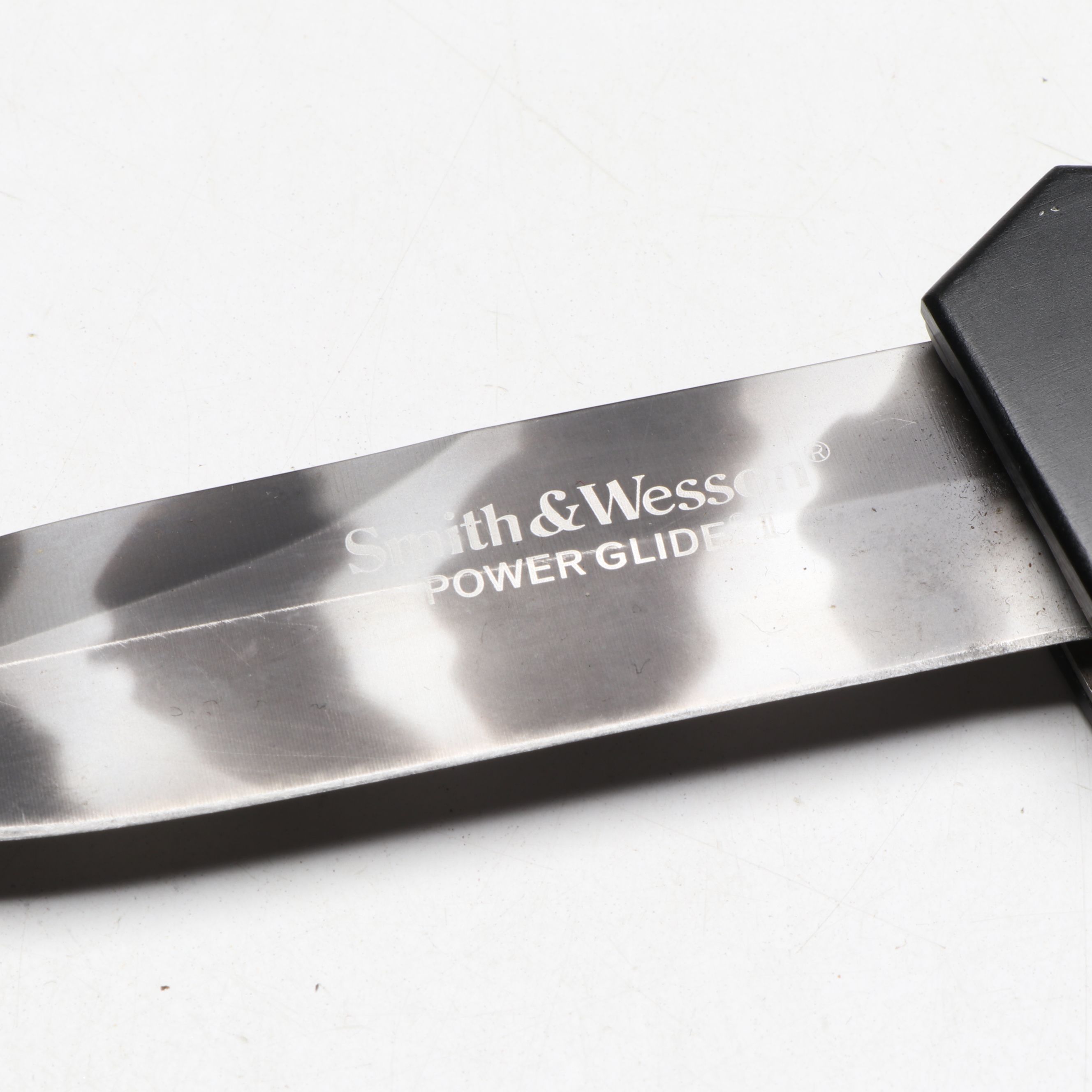 Smith & Wesson "Powerglide II" Folding Knife with Frost Cutlery and More Knives