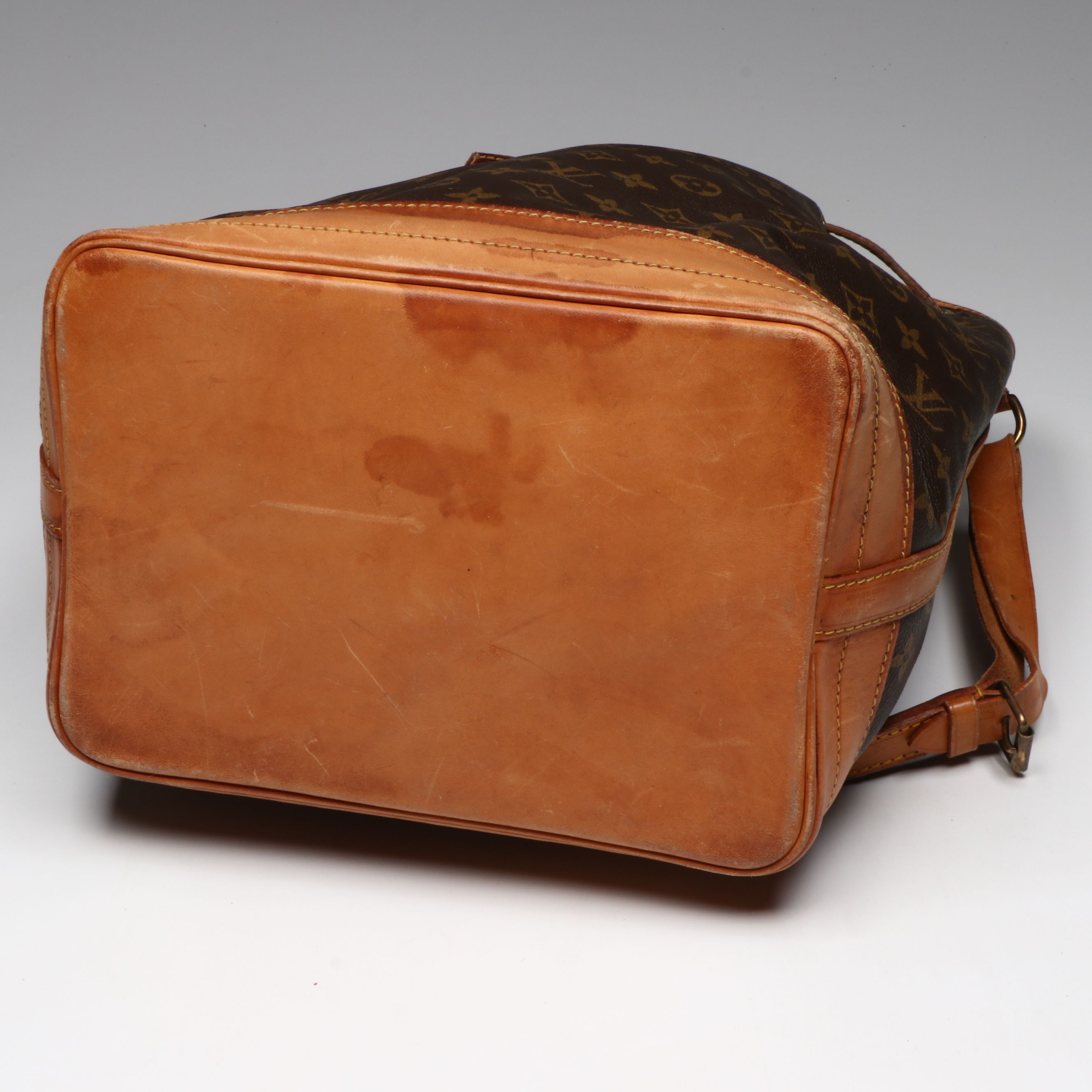 Vintage Louis Vuitton Noé Bag in Monogram Canvas and Vachetta Leather, 1980s