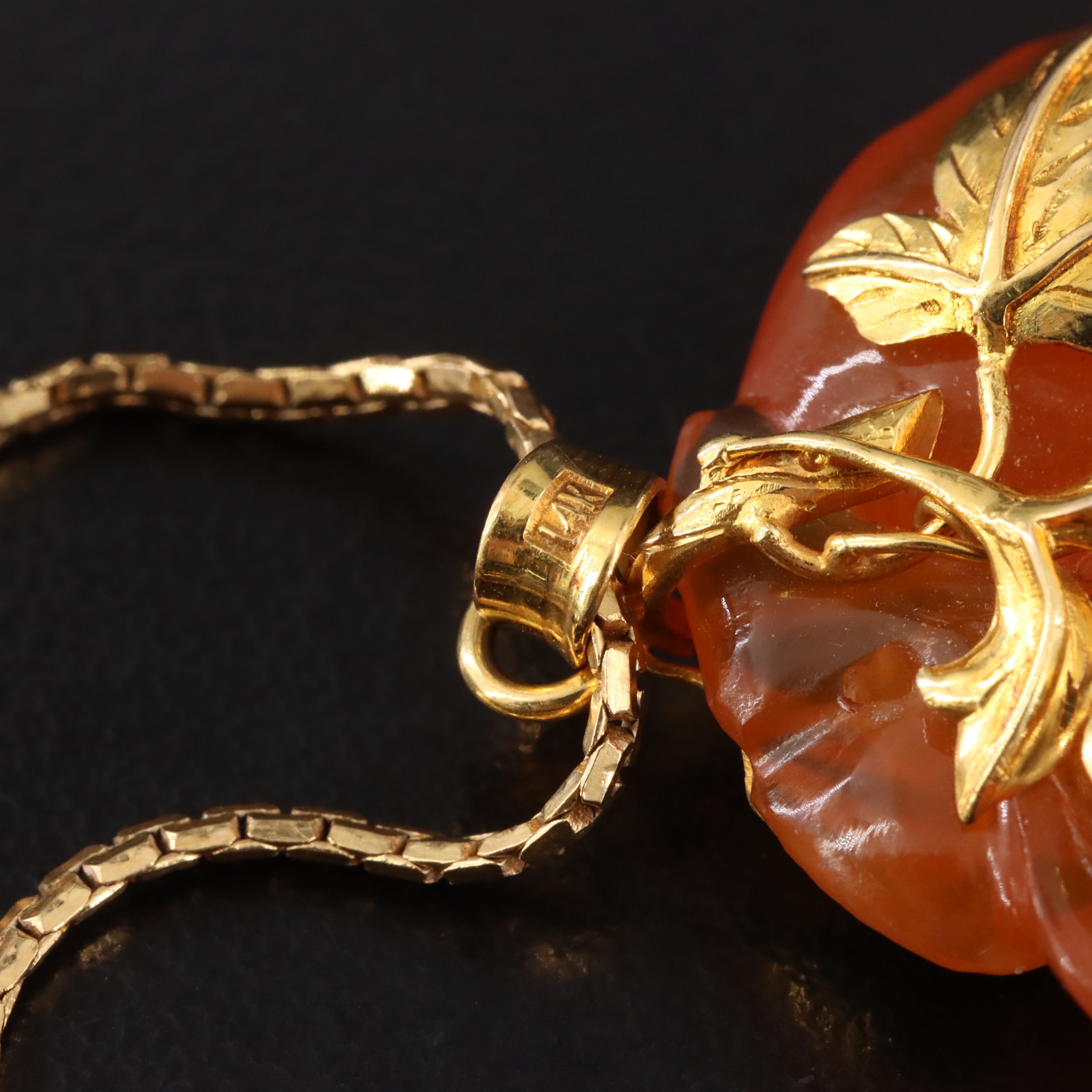 Chinese 14K Agate Buddha's Hand Fruit Pendant with 18K Chain