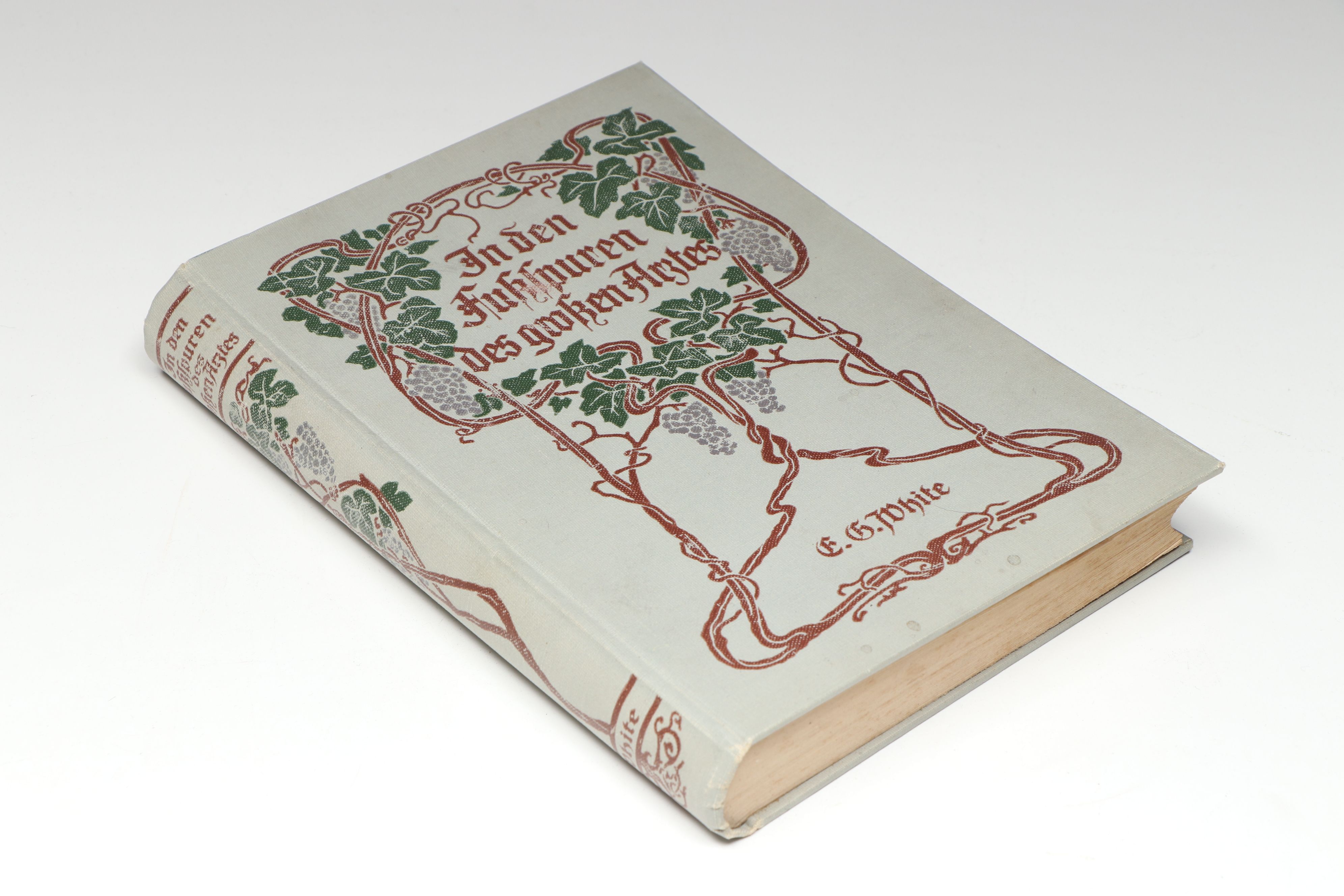 "Christi Gleichnisse" and "In den Spuren des grossen Arztes" by Ellen G. White