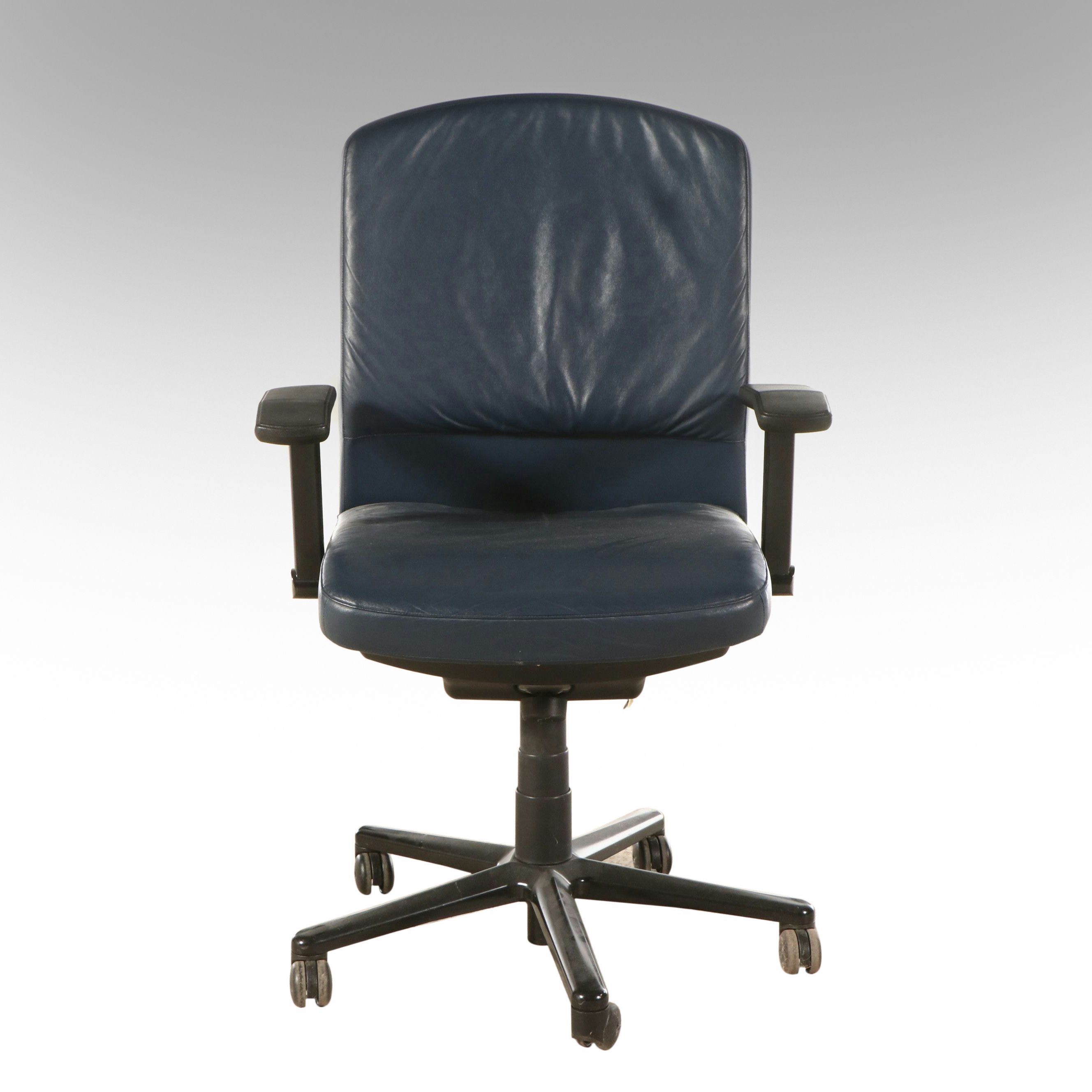 Contemporary Vecta Vinyl Office Chair