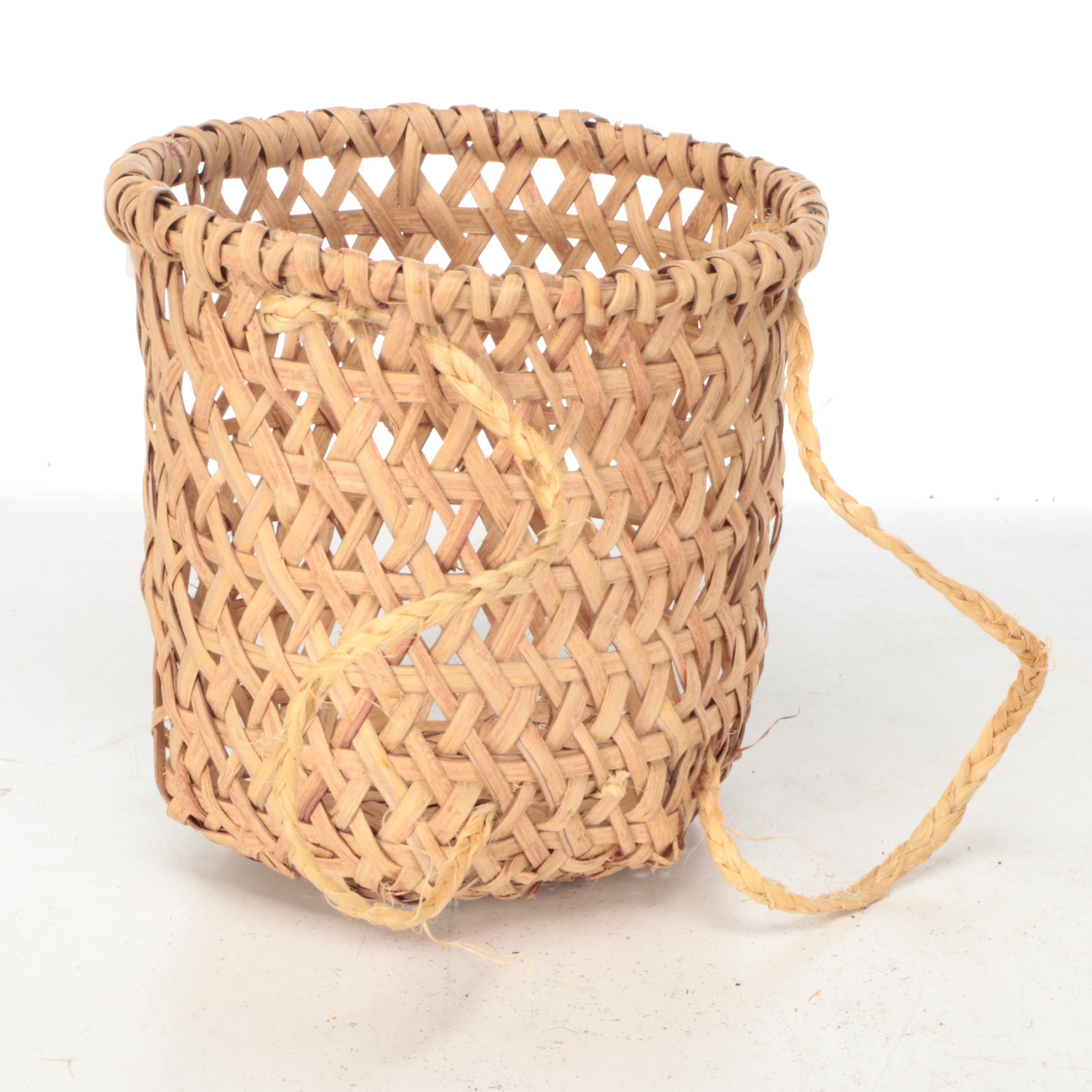 Panamanian Emberá-Wounaan Woven Plant Fiber Utilitarian Baskets