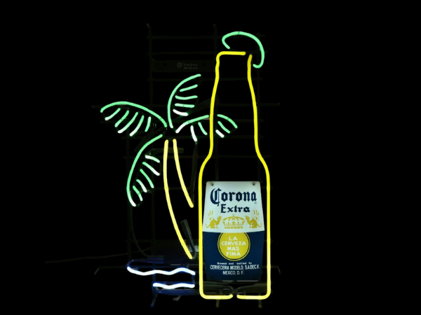 Sports Memorabilia, Toys, Ephemera & Collectibles