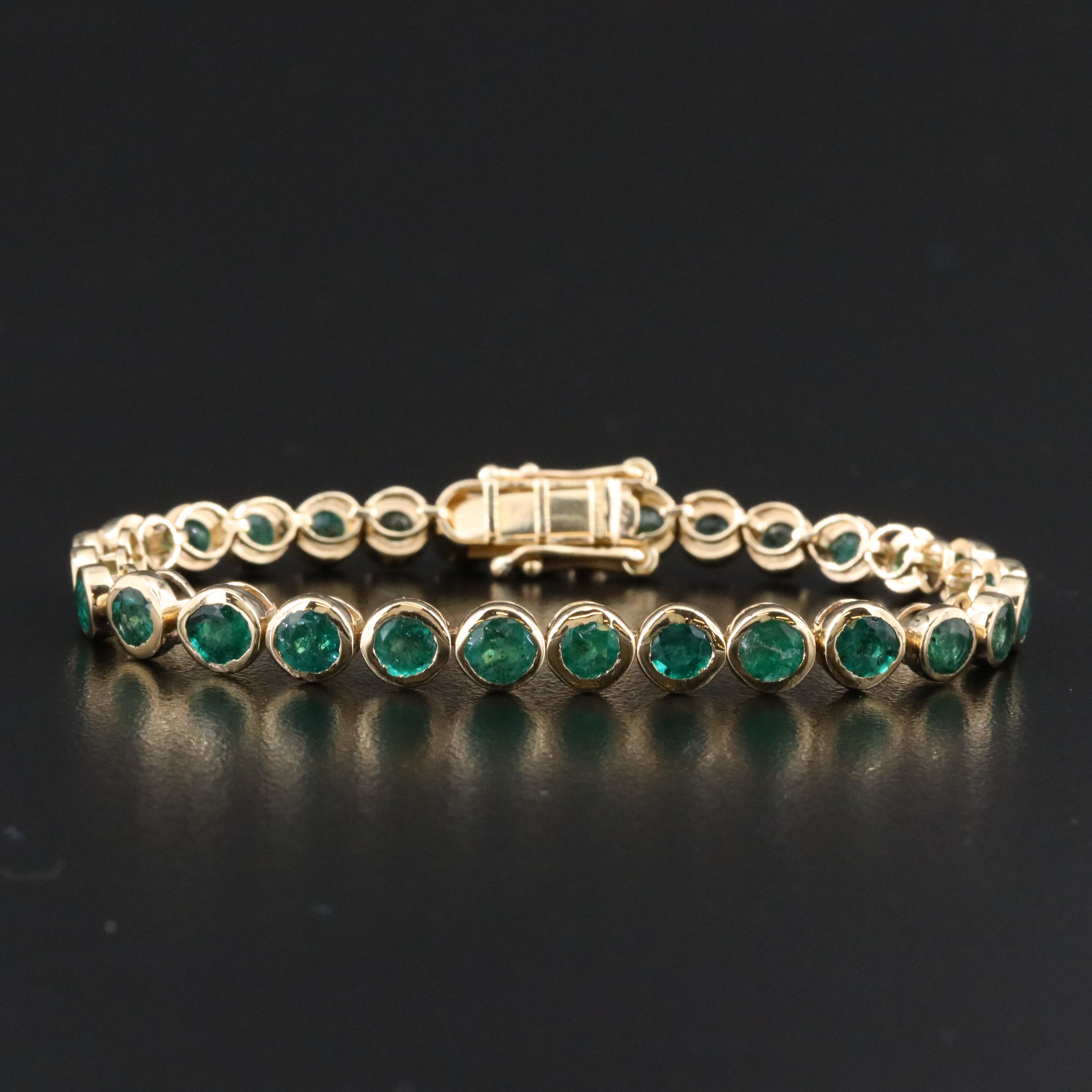 18K 8.65 CTW Emerald Line Bracelet
