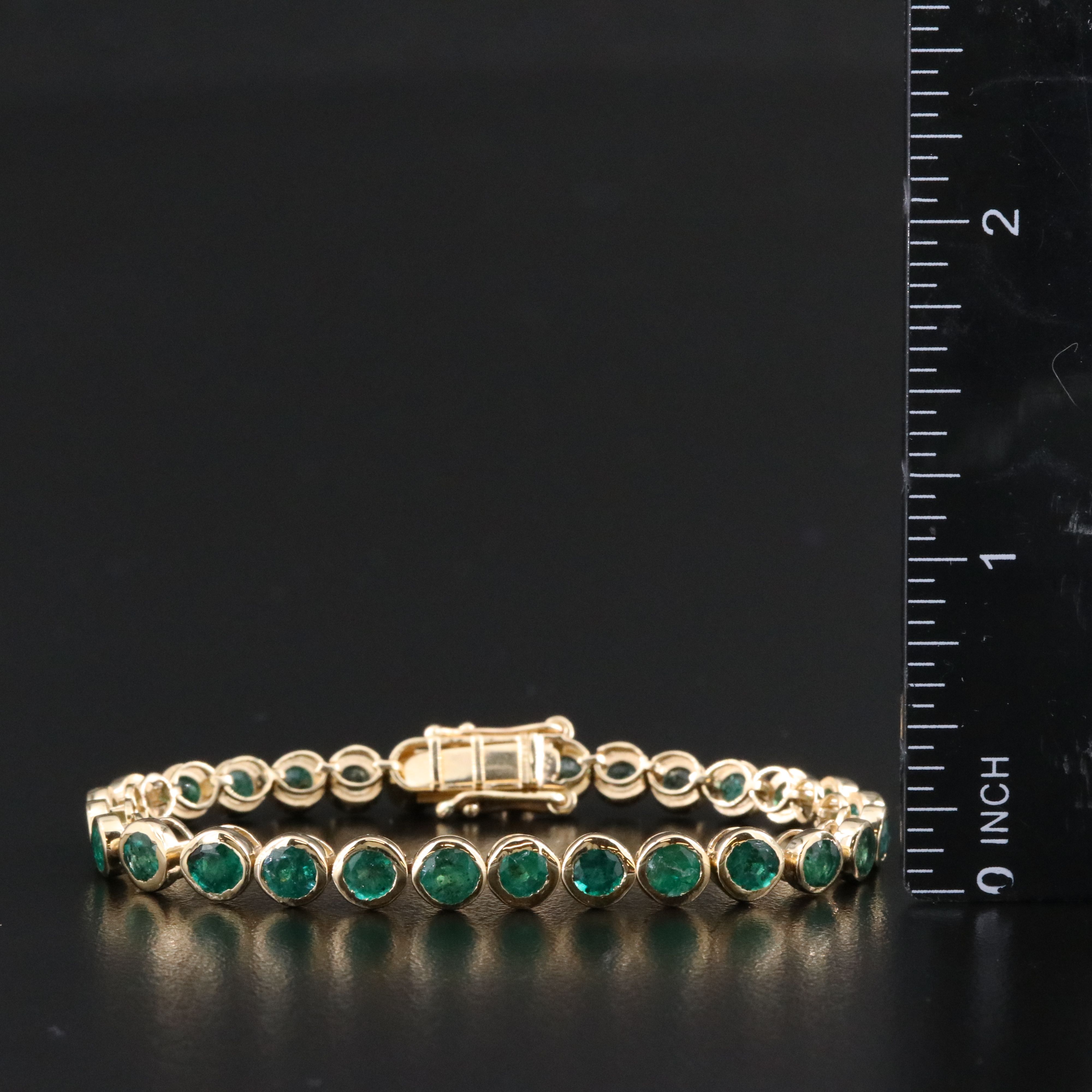 18K 8.65 CTW Emerald Line Bracelet