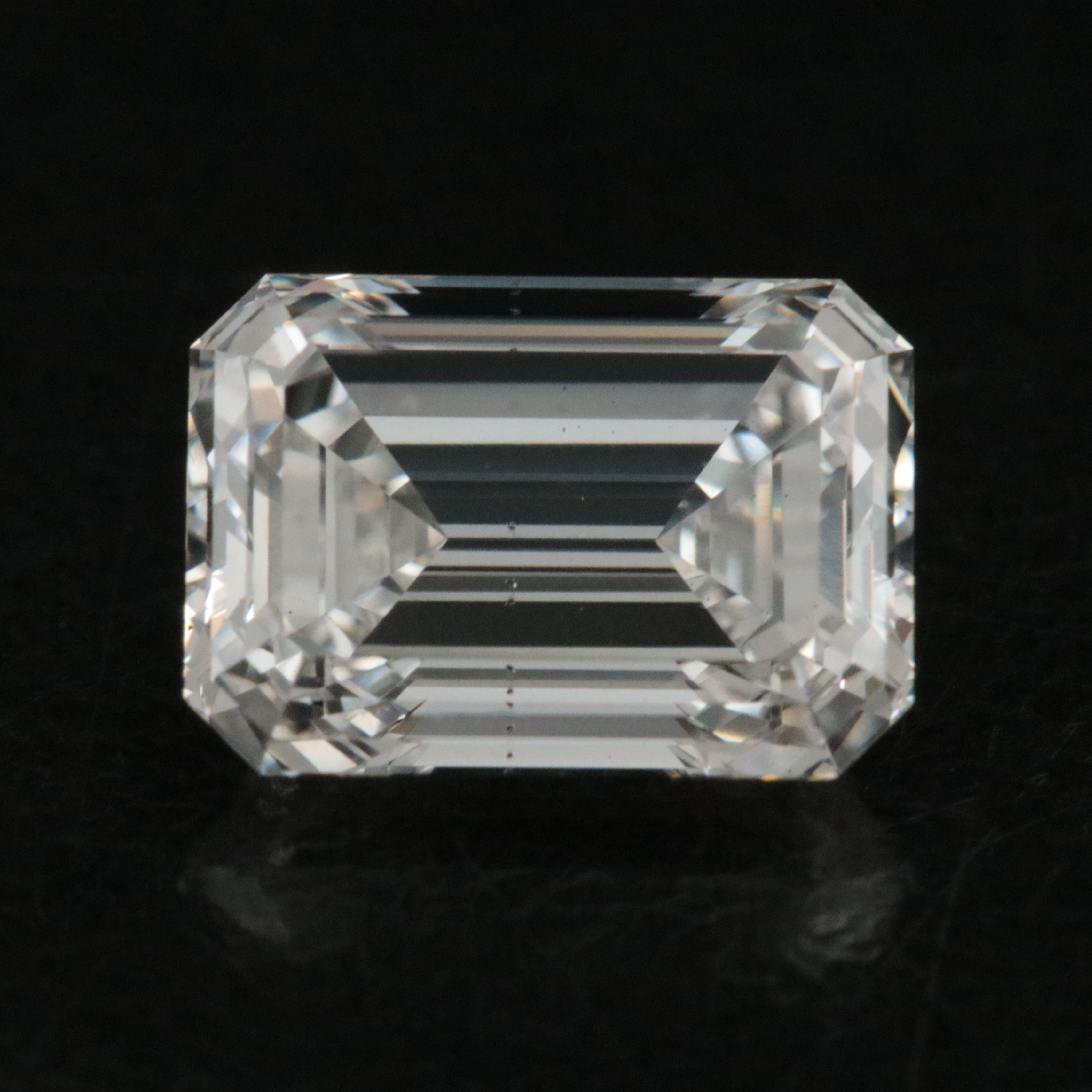 Loose 1.95 CT Lab Grown Diamond with IGI Report