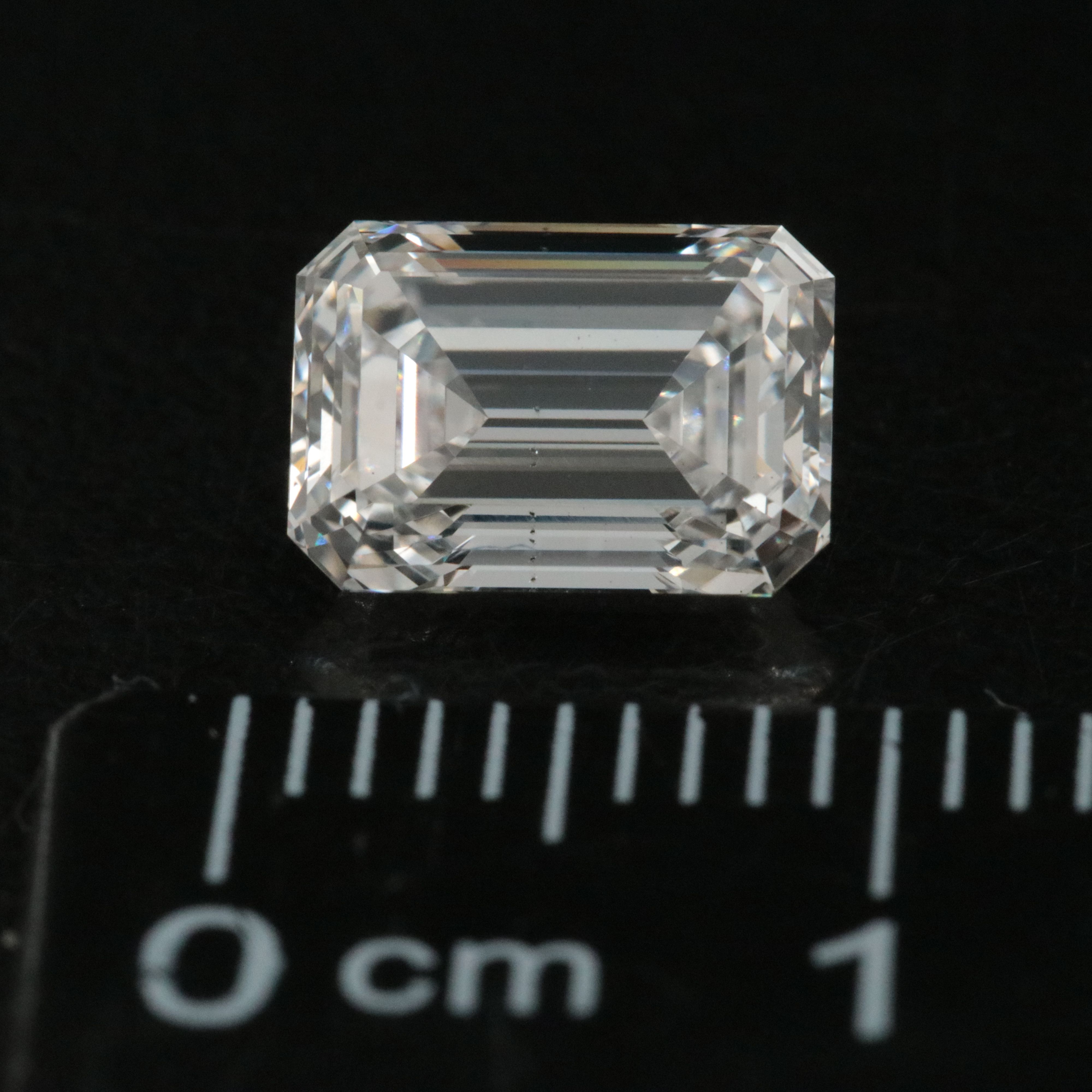 Loose 1.95 CT Lab Grown Diamond with IGI Report