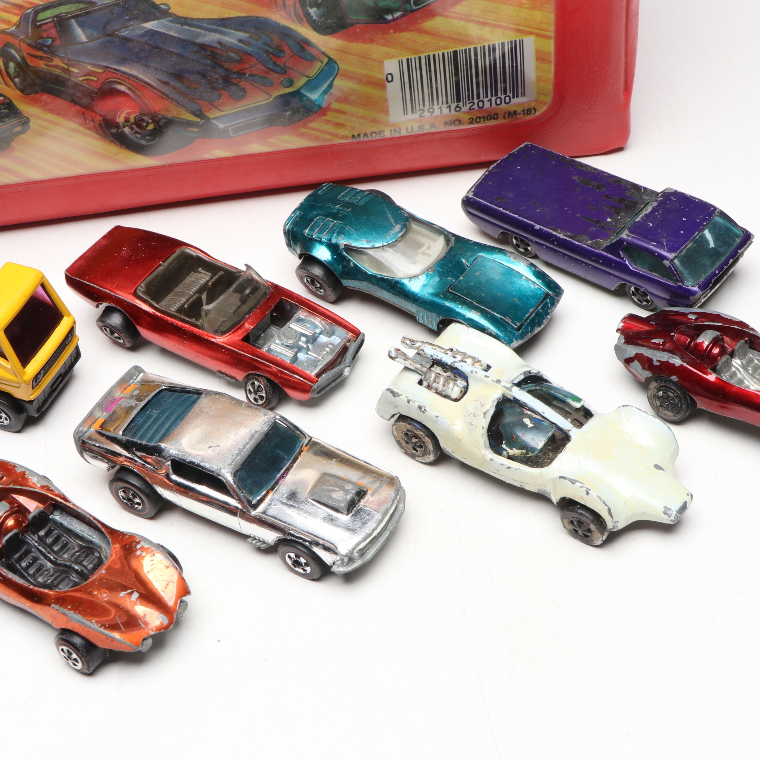 Hot Wheels Redline with Other Toy Cars and Model Kit