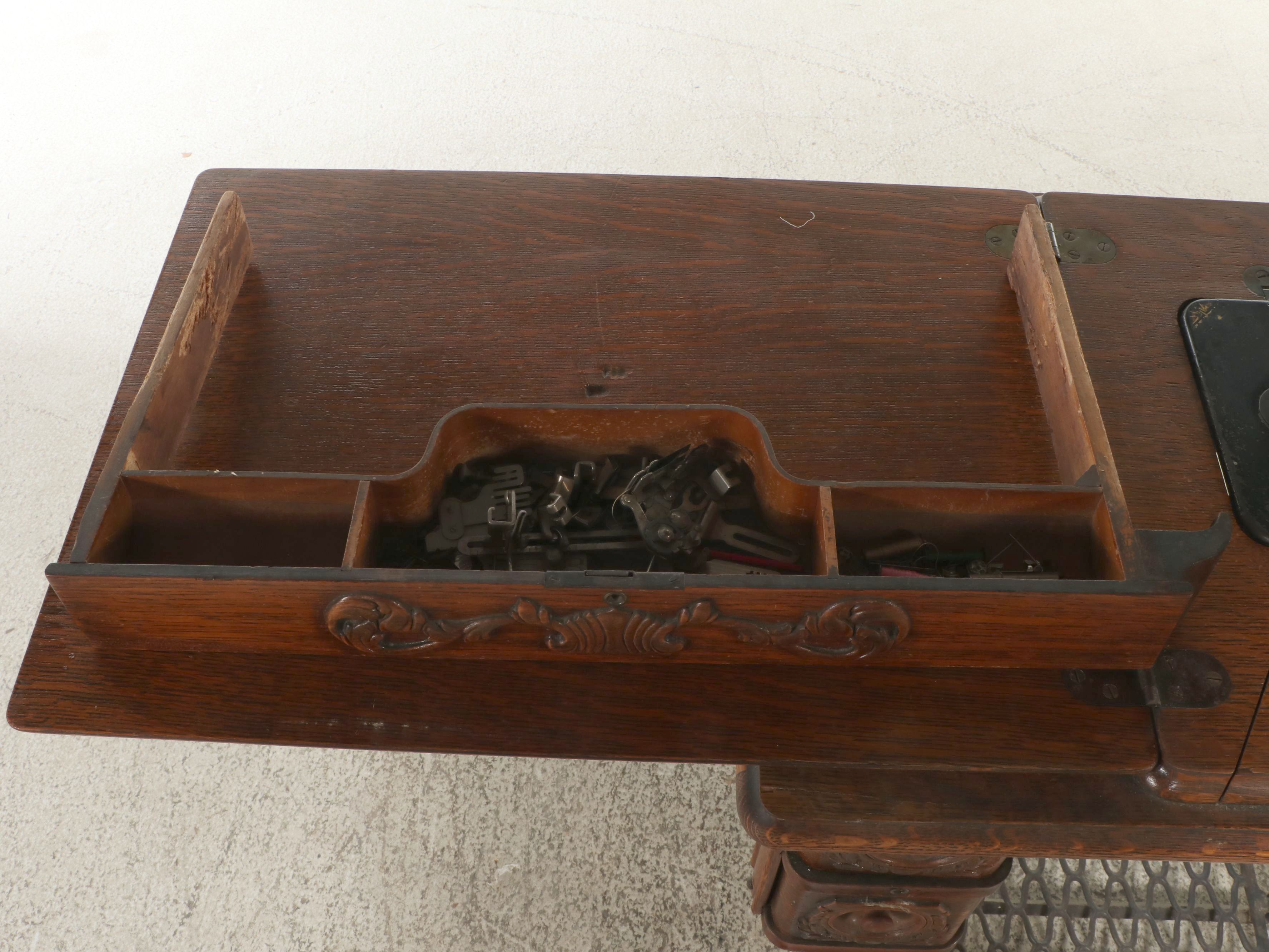 Singer Model 27 Treadle Sewing Machine with Oak Treadle Table, c. 1911