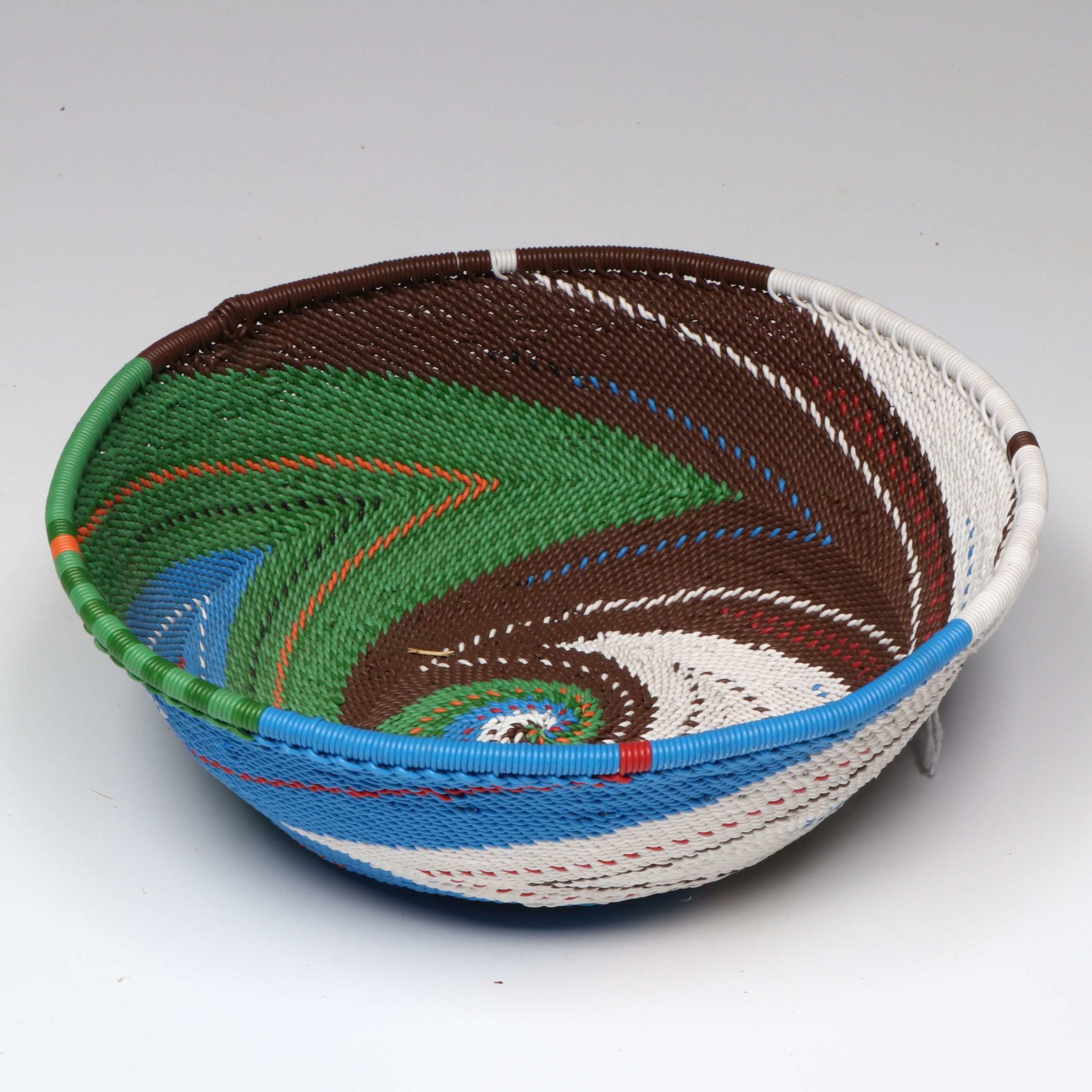 Mathombi Ntsheingase with Other Zulu Telephone Wire Baskets