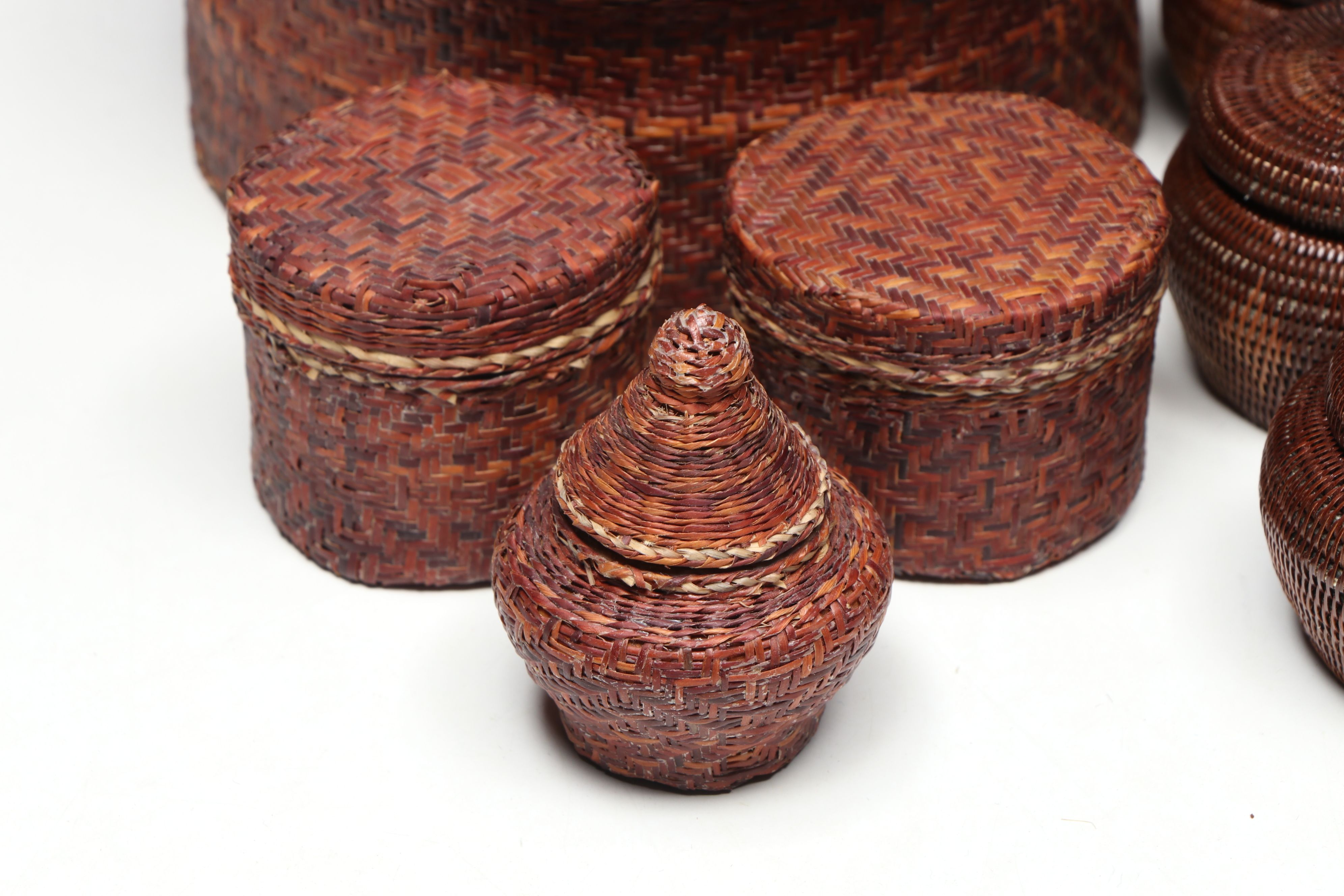 Thai Rattan and Yan Lipao Fern Betel Nut Sets