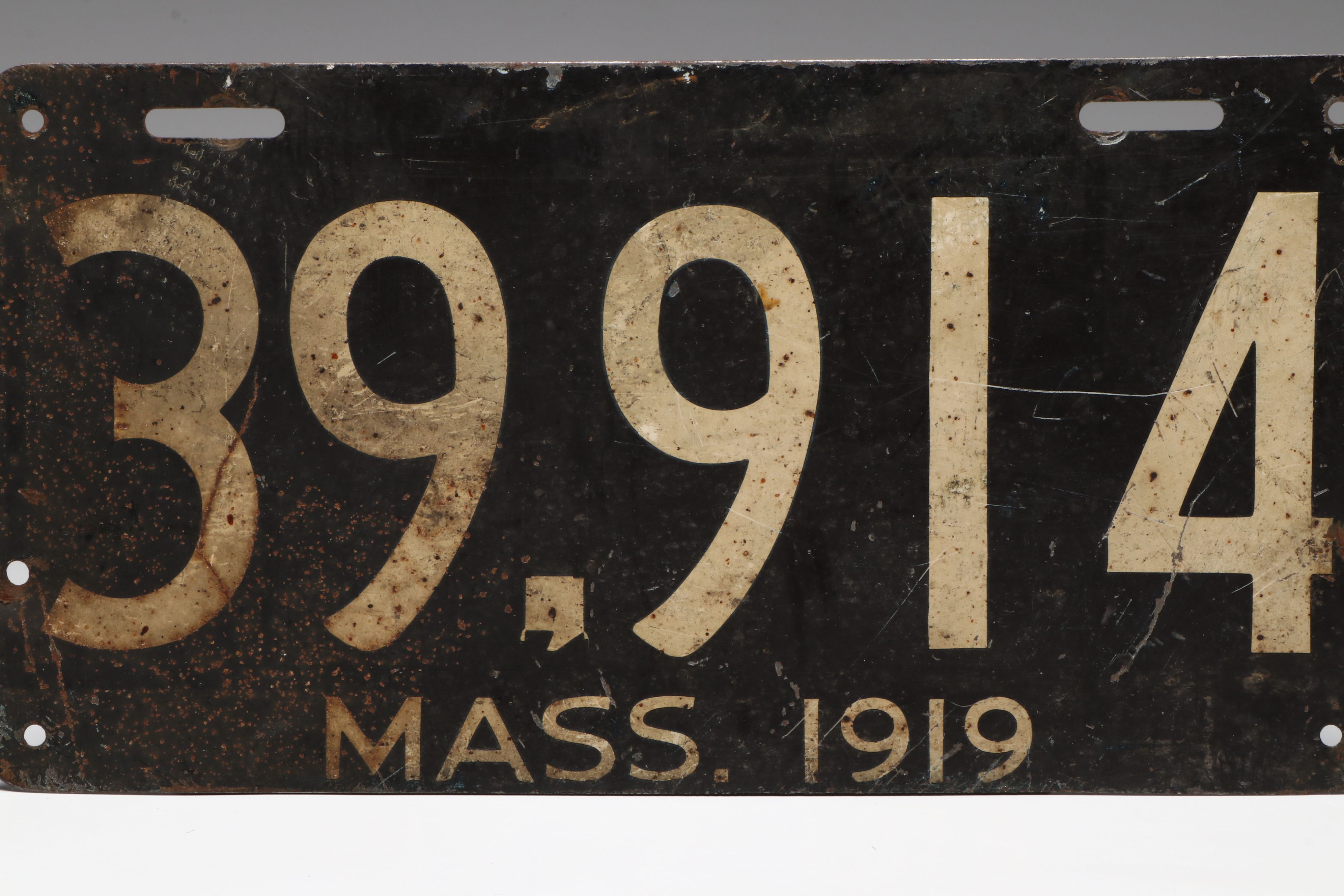 Antique 1919 Massachusetts License Plate