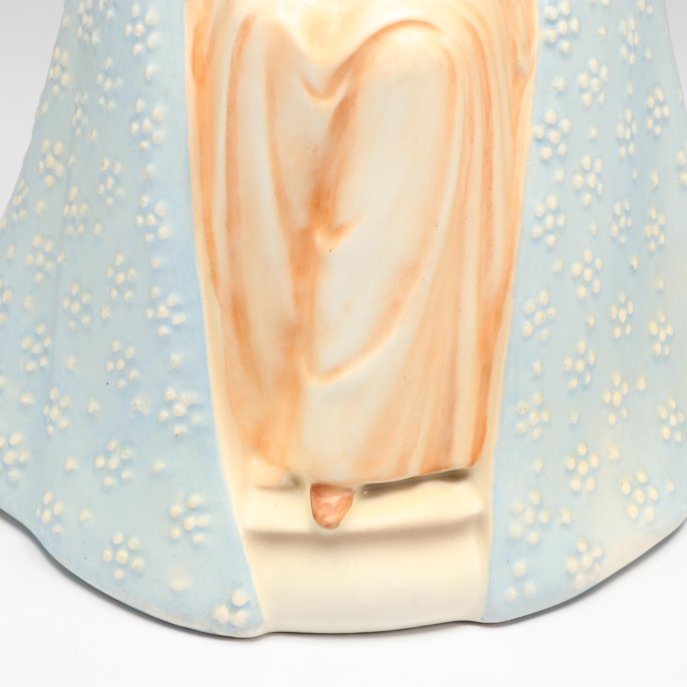 Goebel Porcelain Hummel "Flower Madonna" Figurine, Mid to Late 20th Century