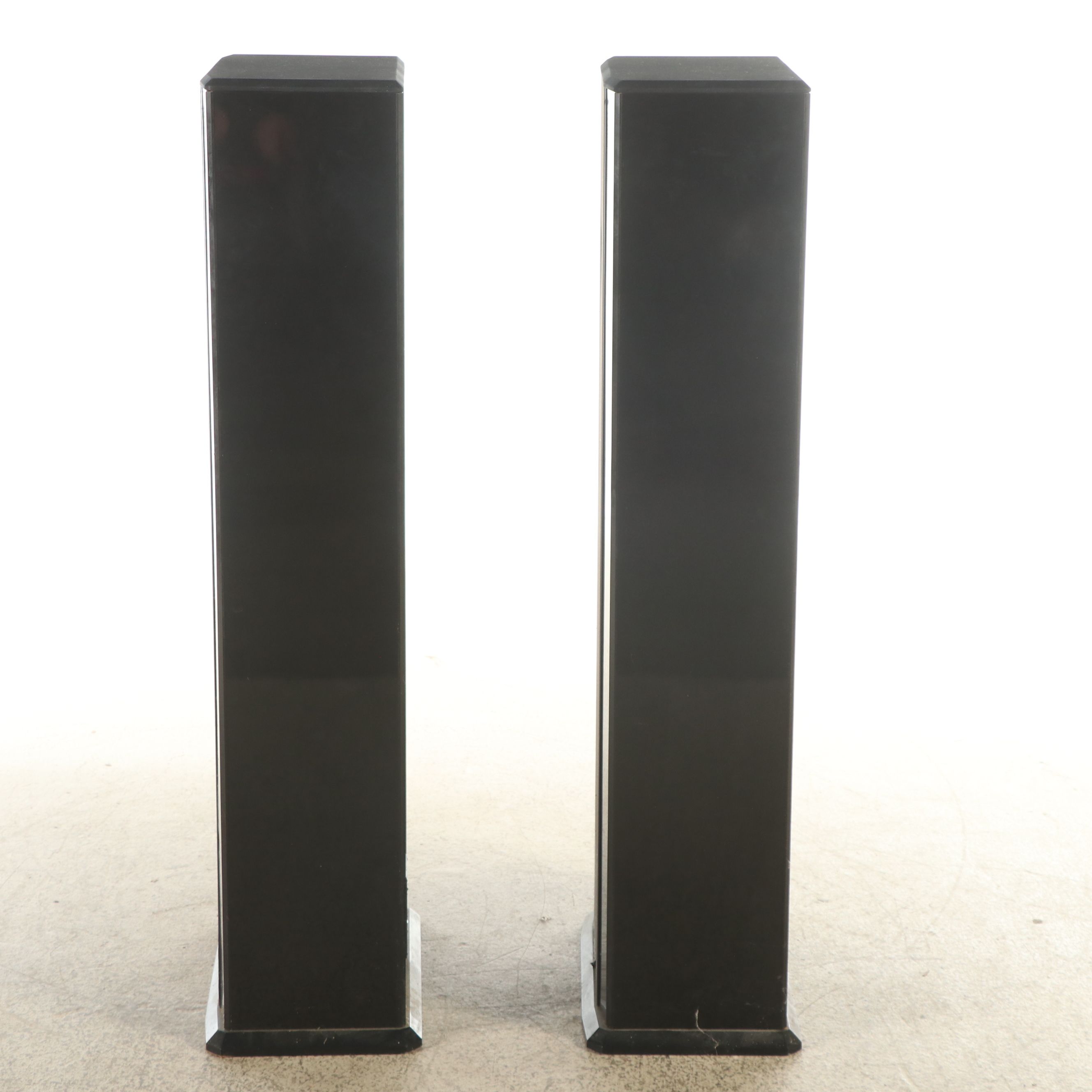 Harman/Kardon Floor Standing Speakers
