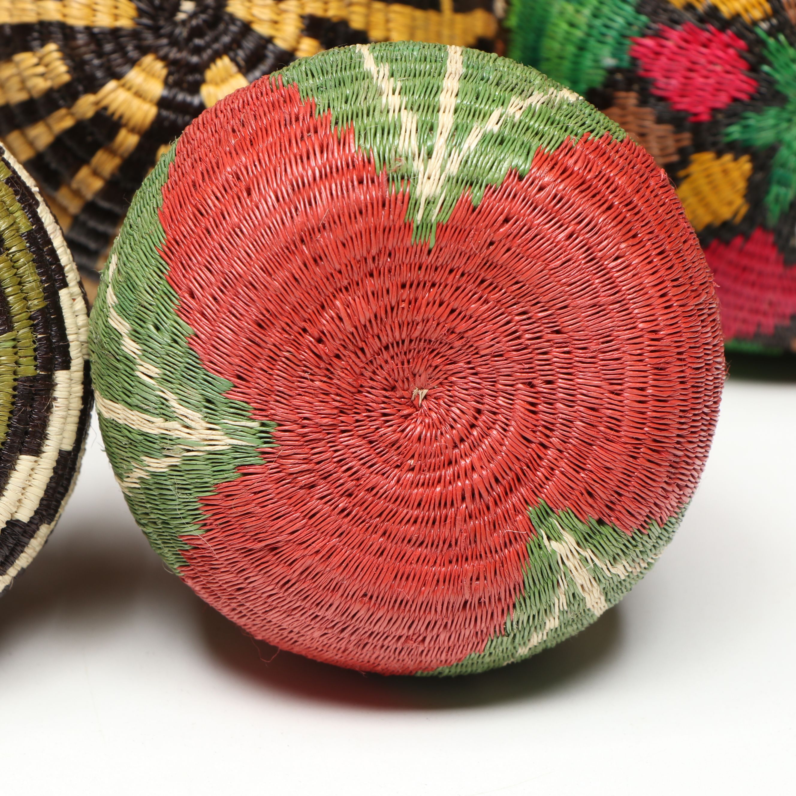 Magda Lino Panamanian Emberá-Wounaan Polychrome Chunga Fiber Baskets