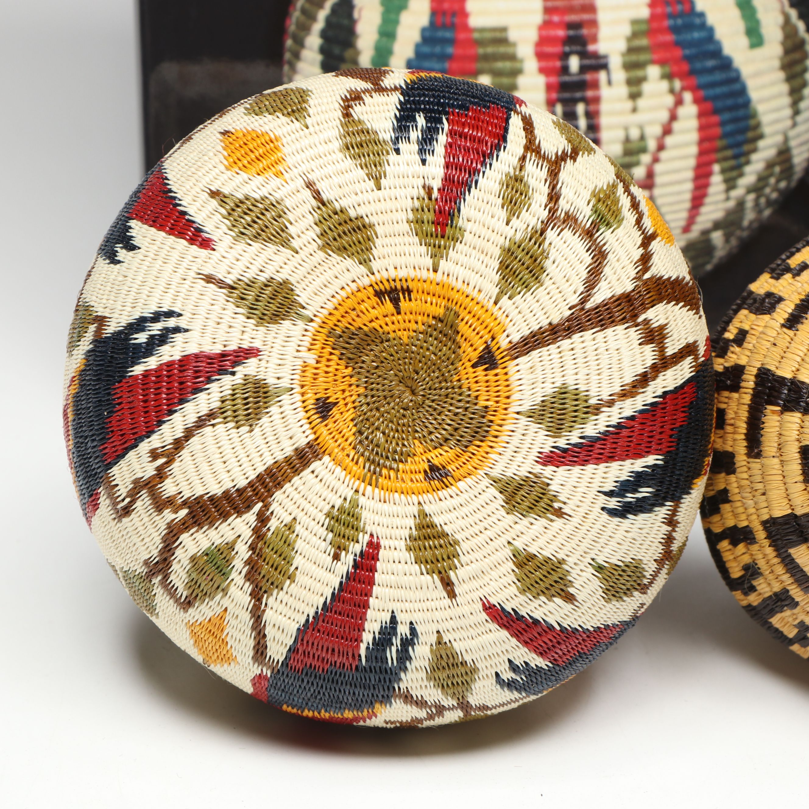 Magda Lino Panamanian Emberá-Wounaan Polychrome Chunga Fiber Baskets