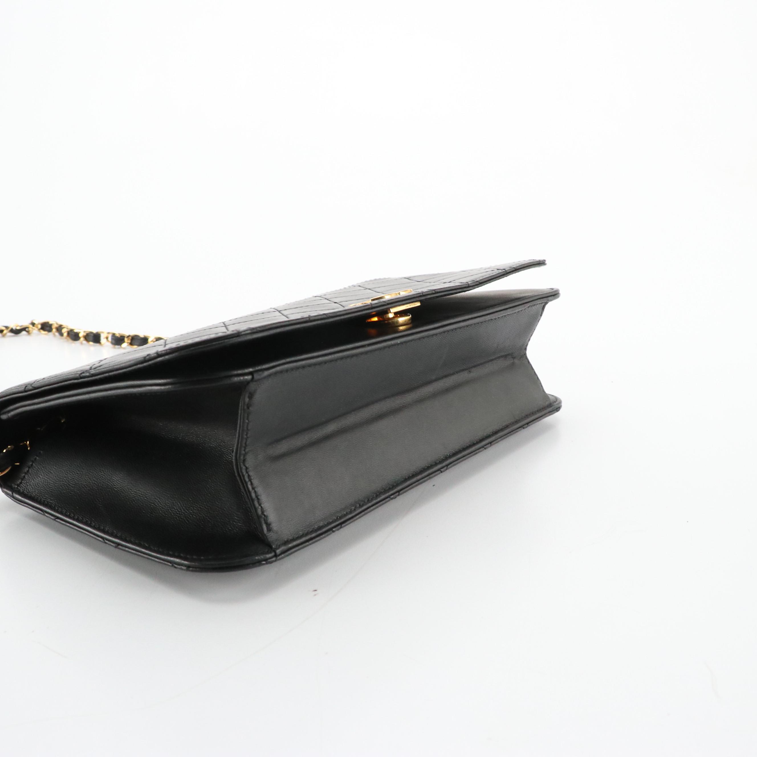 Chanel Full Flap Chain Link Shoulder Bag in Black Matelasse Lambskin