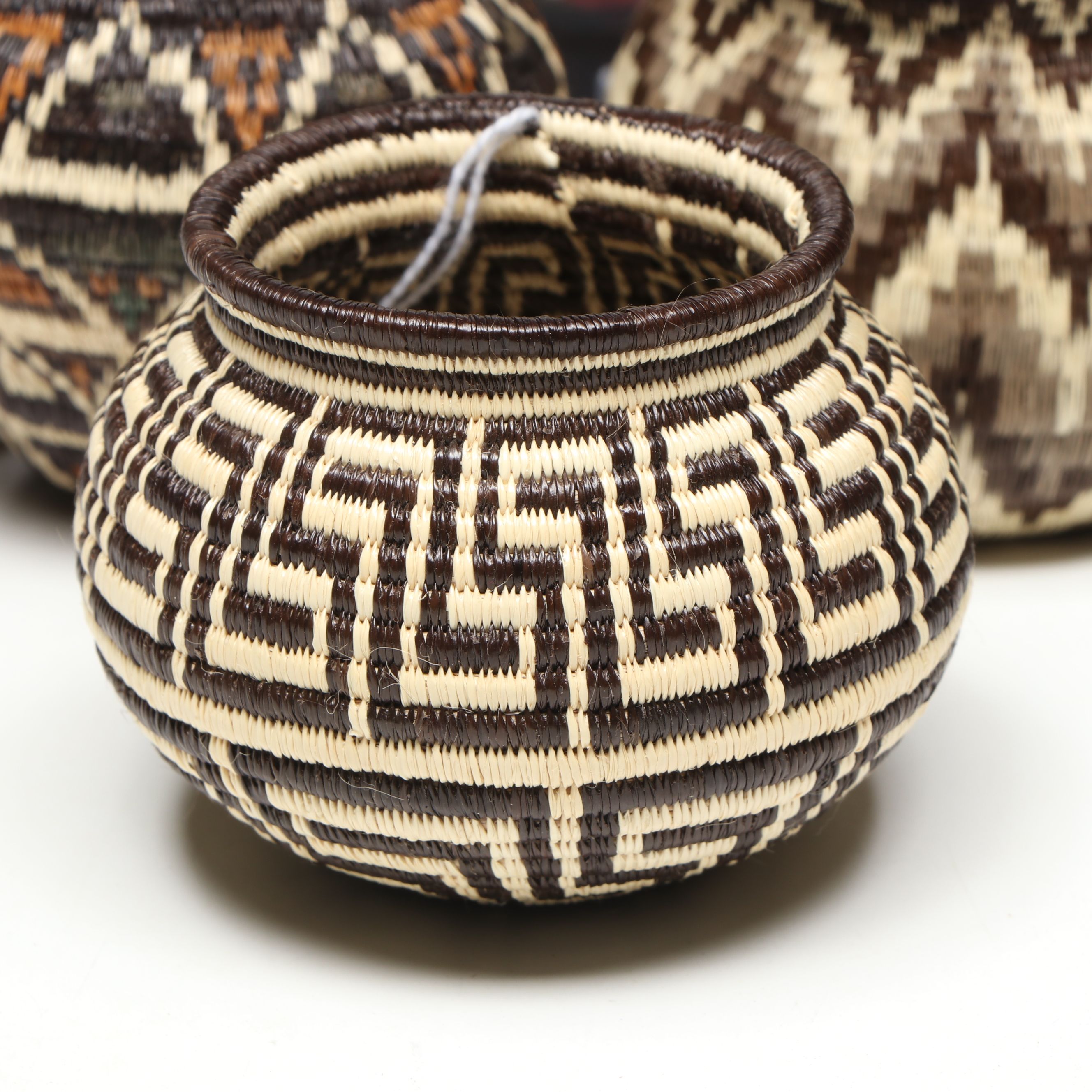Panamanian Emberá-Wounaan Black Palm Chunga Fiber Geometric Baskets