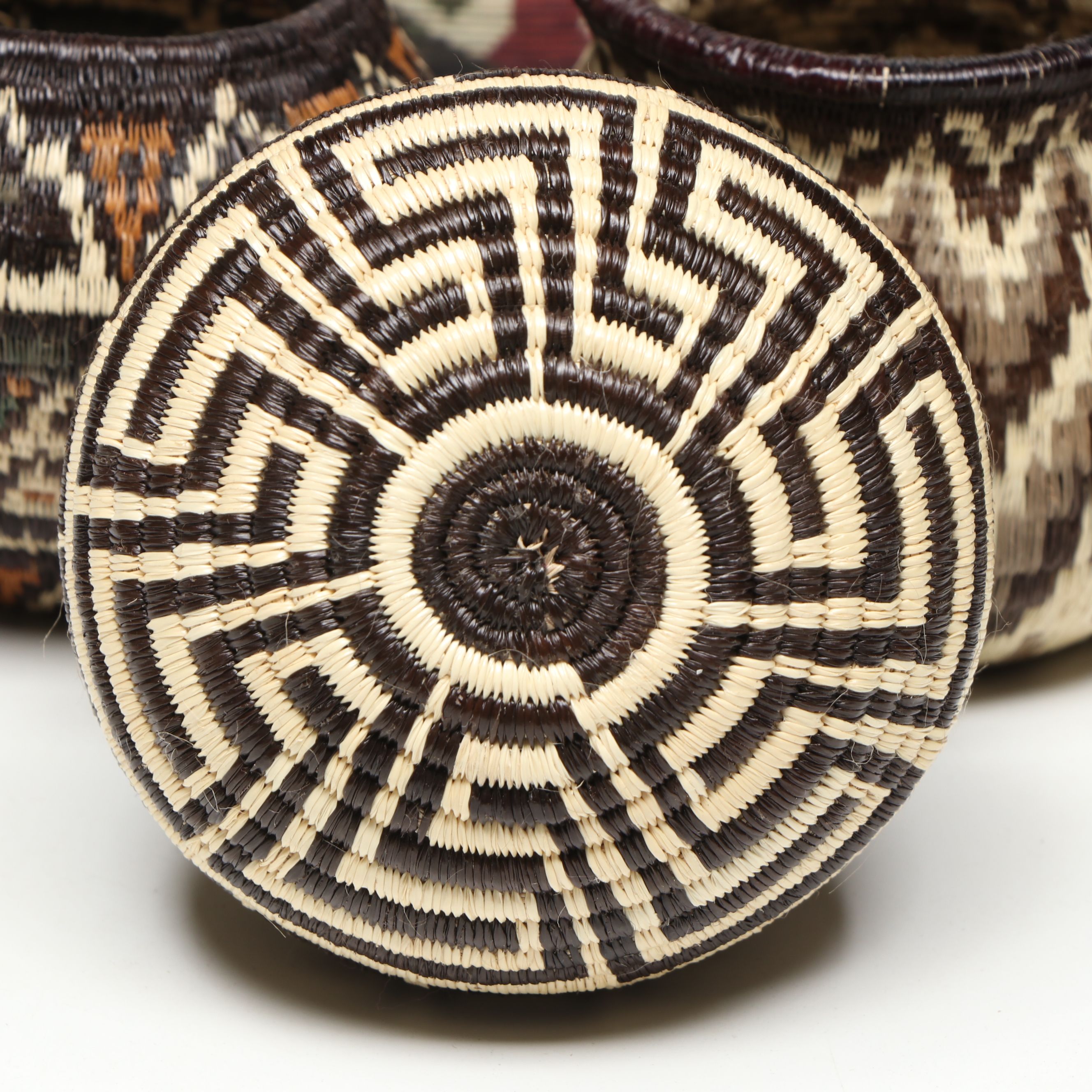 Panamanian Emberá-Wounaan Black Palm Chunga Fiber Geometric Baskets