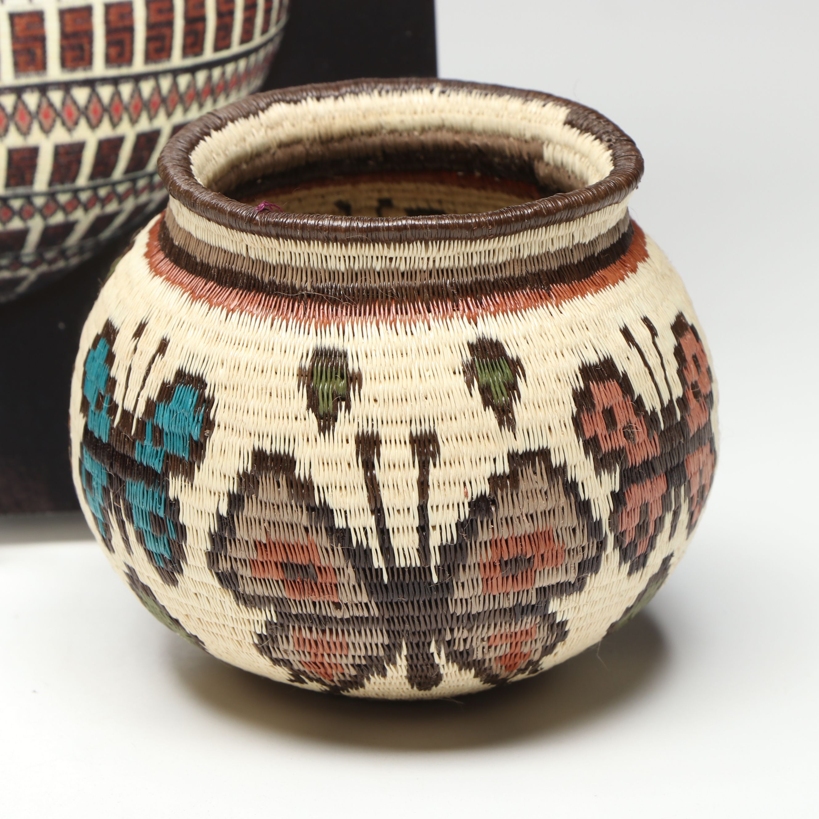 Panamanian Emberá-Wounaan Chunga Fiber Baskets with Figural Depictions