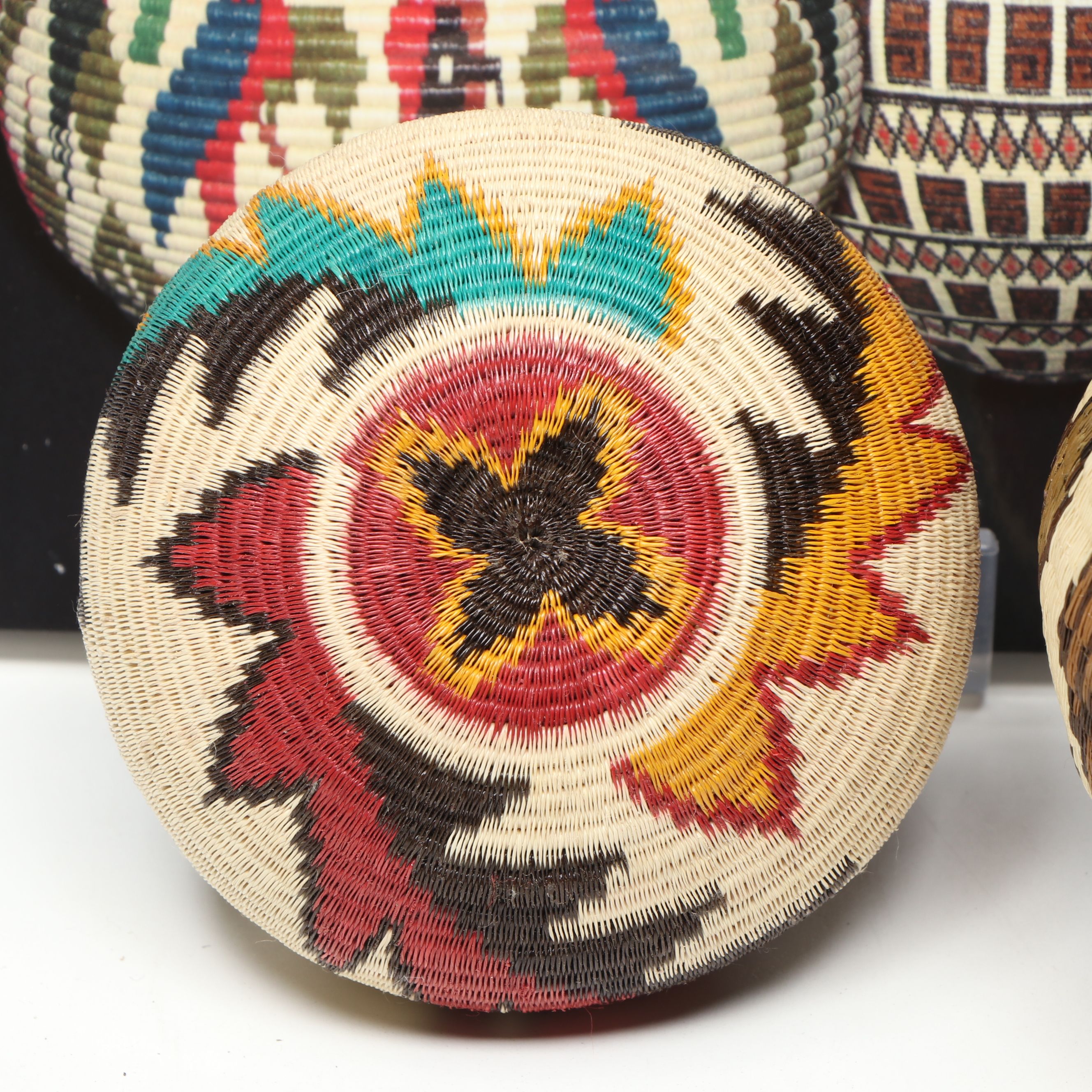 Panamanian Emberá-Wounaan Chunga Fiber Geometric and Pictorial Baskets