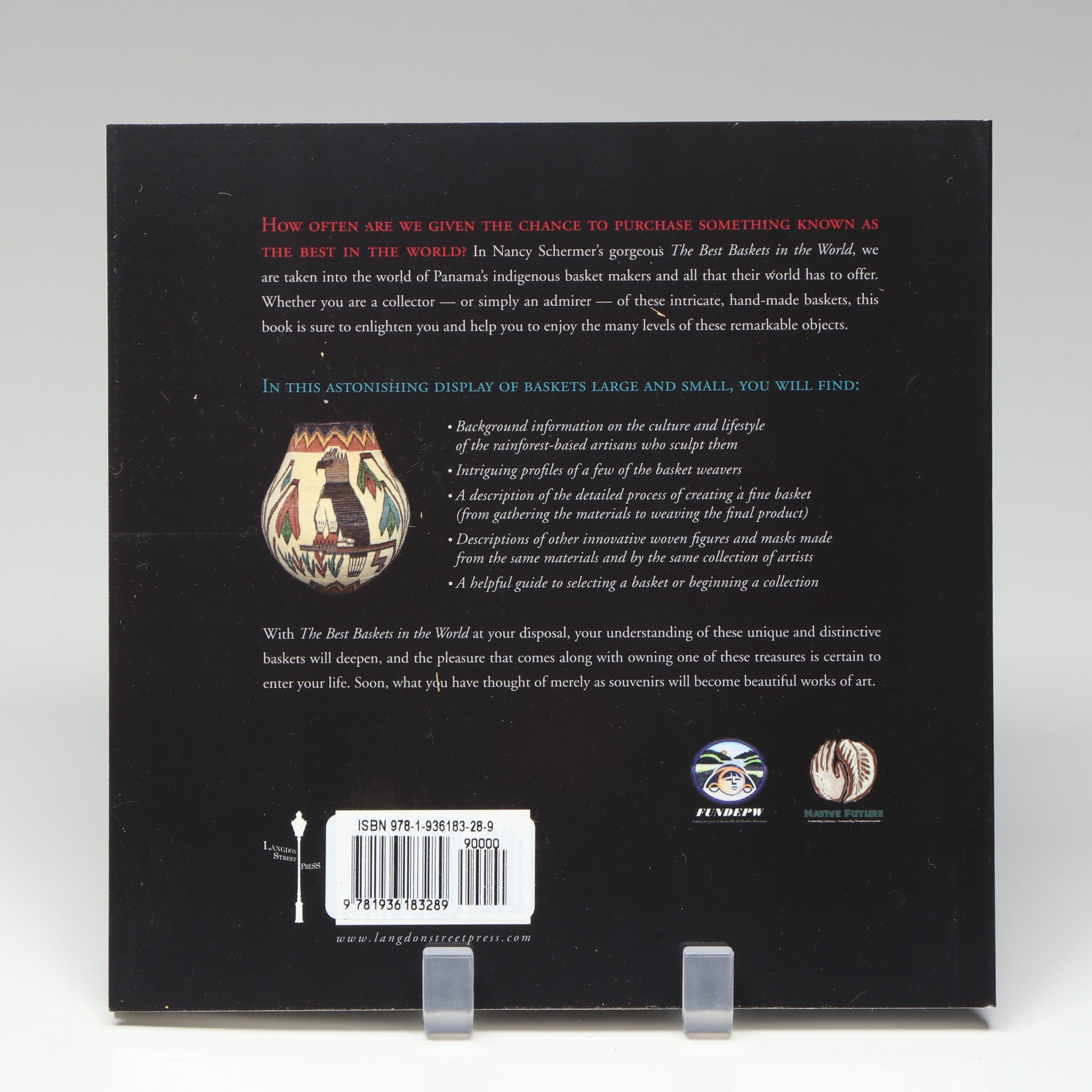 Panamanian Emberá-Wounaan Chunga Fiber Geometric and Pictorial Baskets