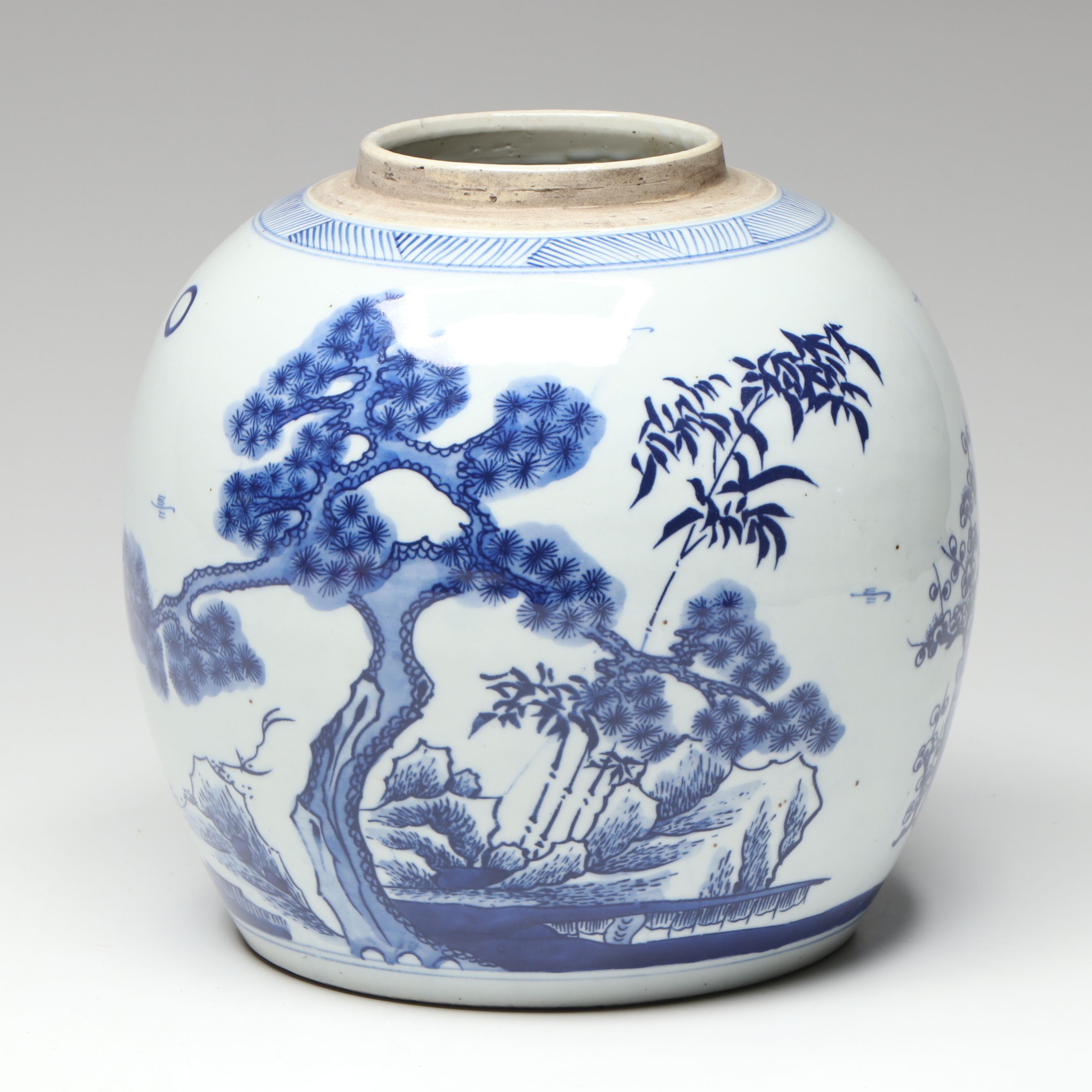 Chinese Blue and White Porcelain Ginger Jar
