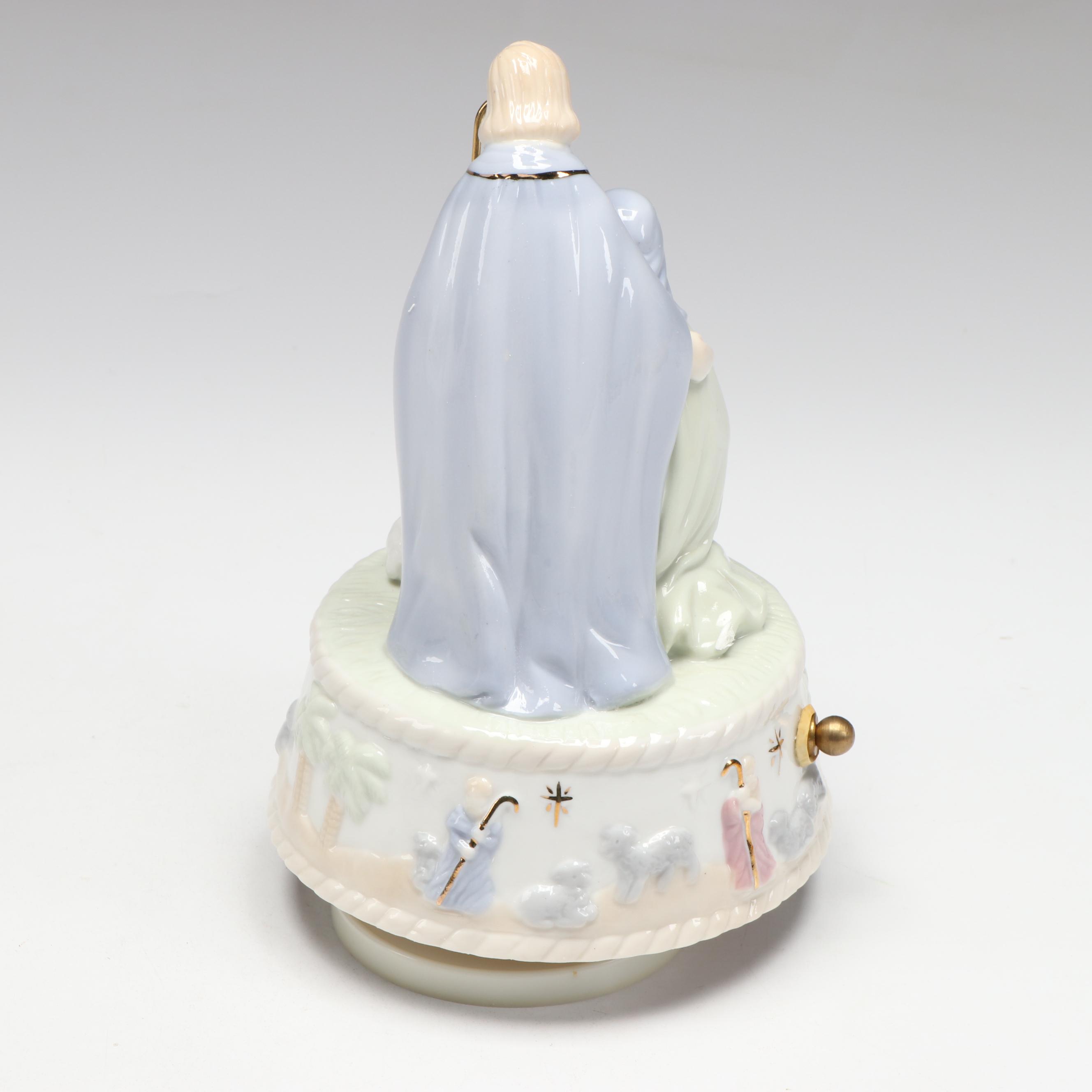 Russ & Co. Porcelain Musical Nativity with Royal Copenhagen Mini Annual Plate