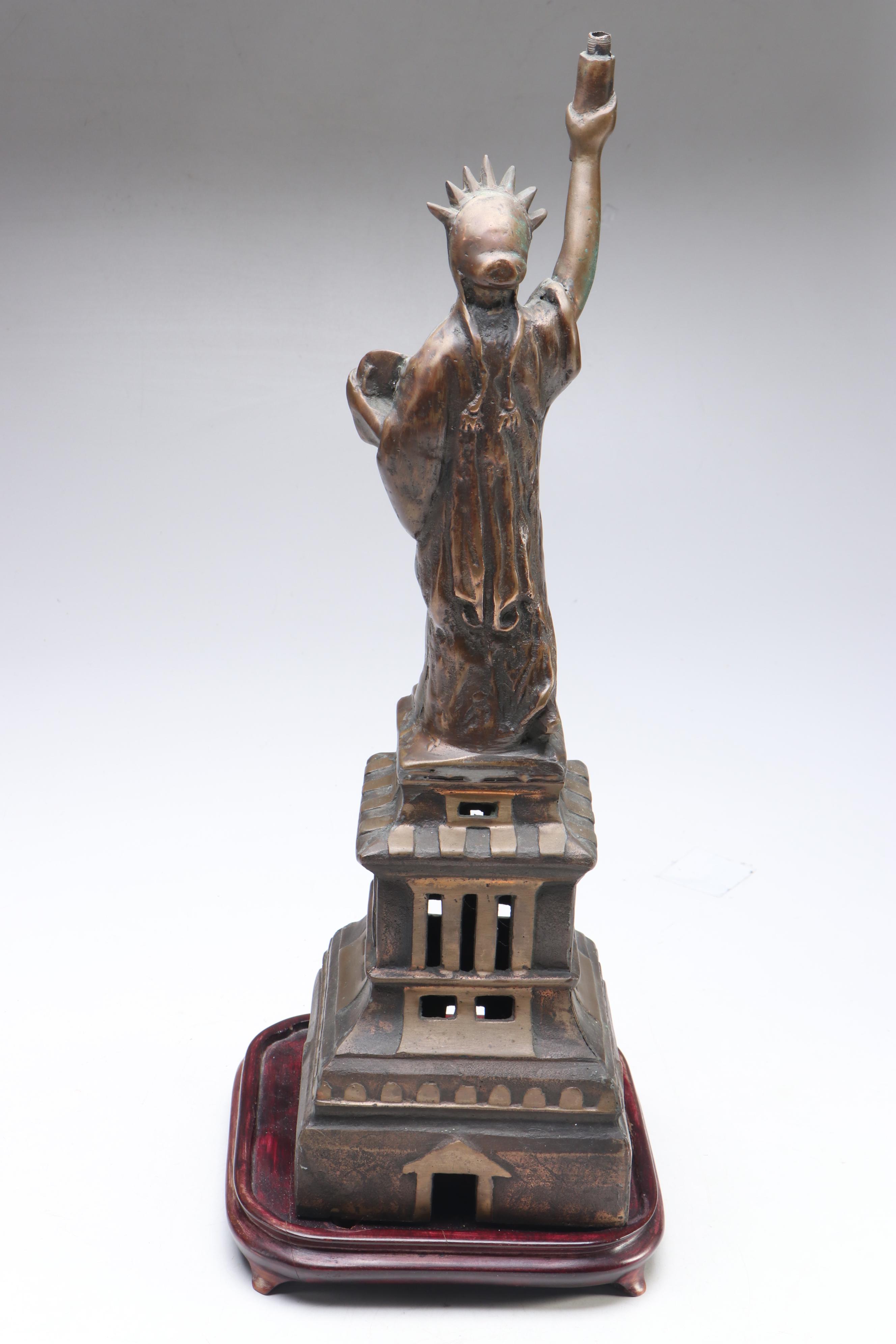Statue of Liberty Bronzed Metal Souvenir Statue, Early to Mid-20th Century