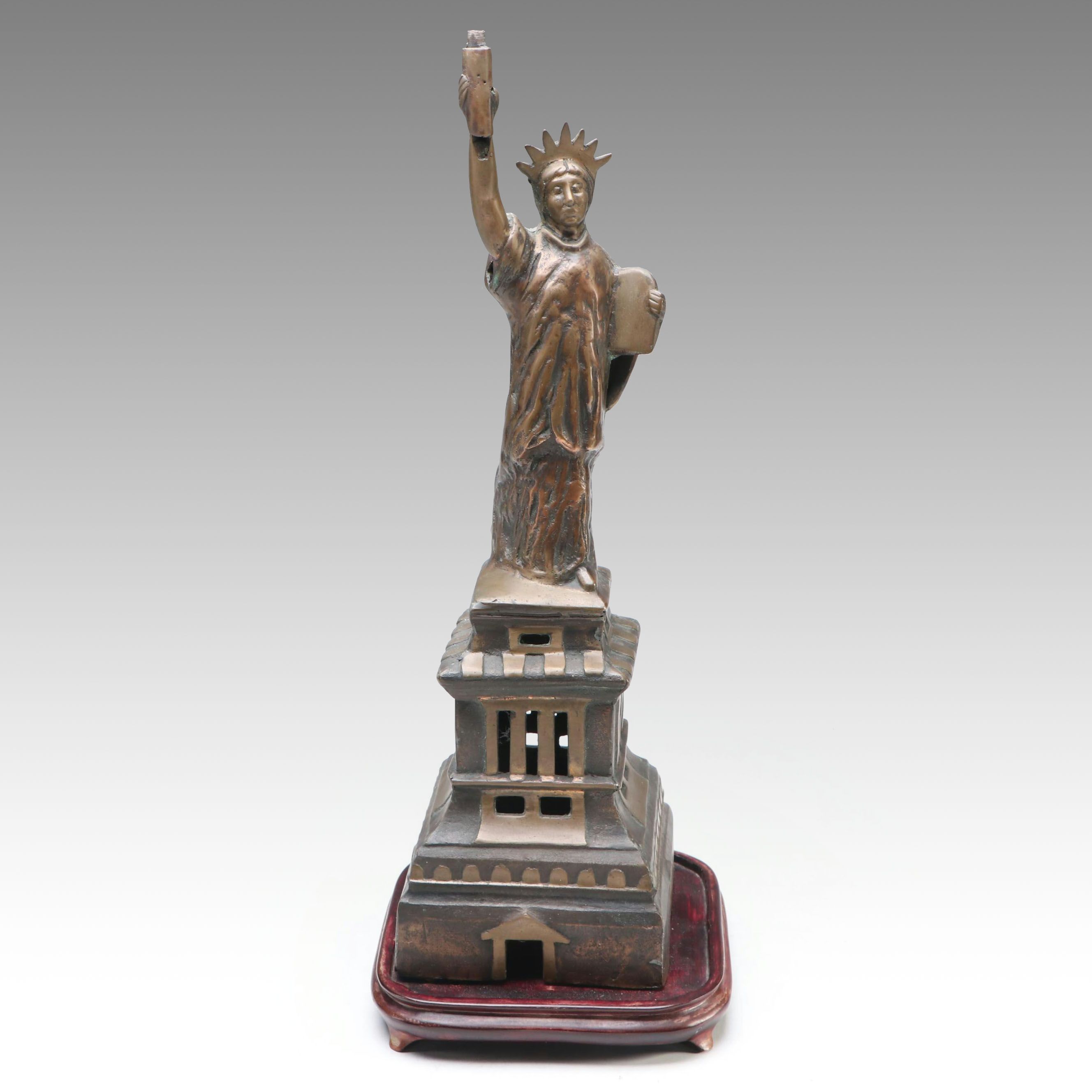 Statue of Liberty Bronzed Metal Souvenir Statue, Early to Mid-20th Century