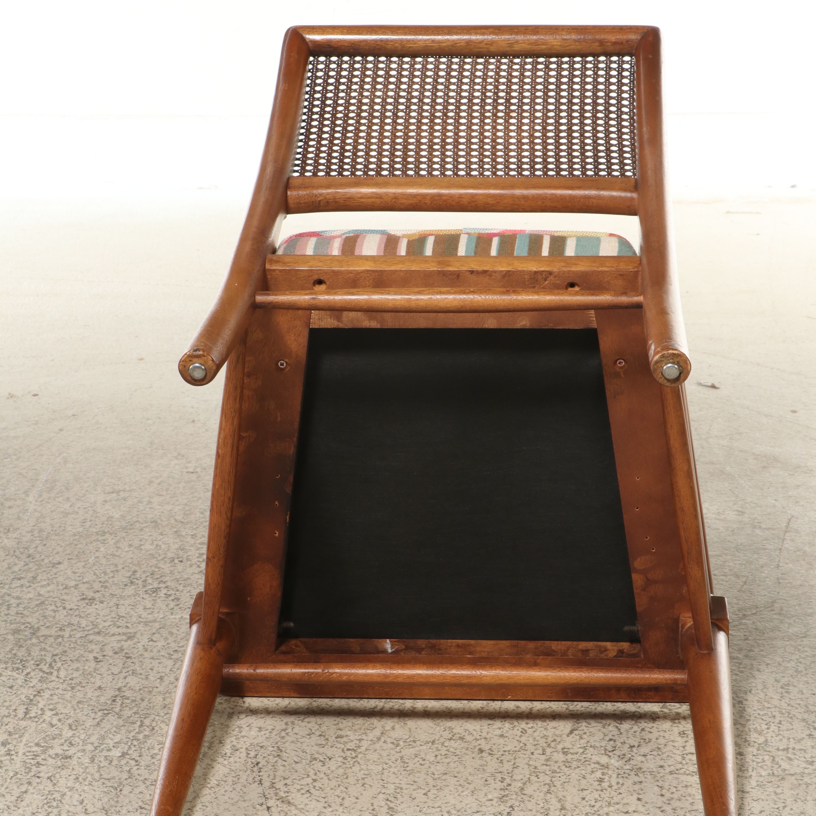 Danish Modern Walnut Dining Table with Four Henredon "Circa '60" Chairs