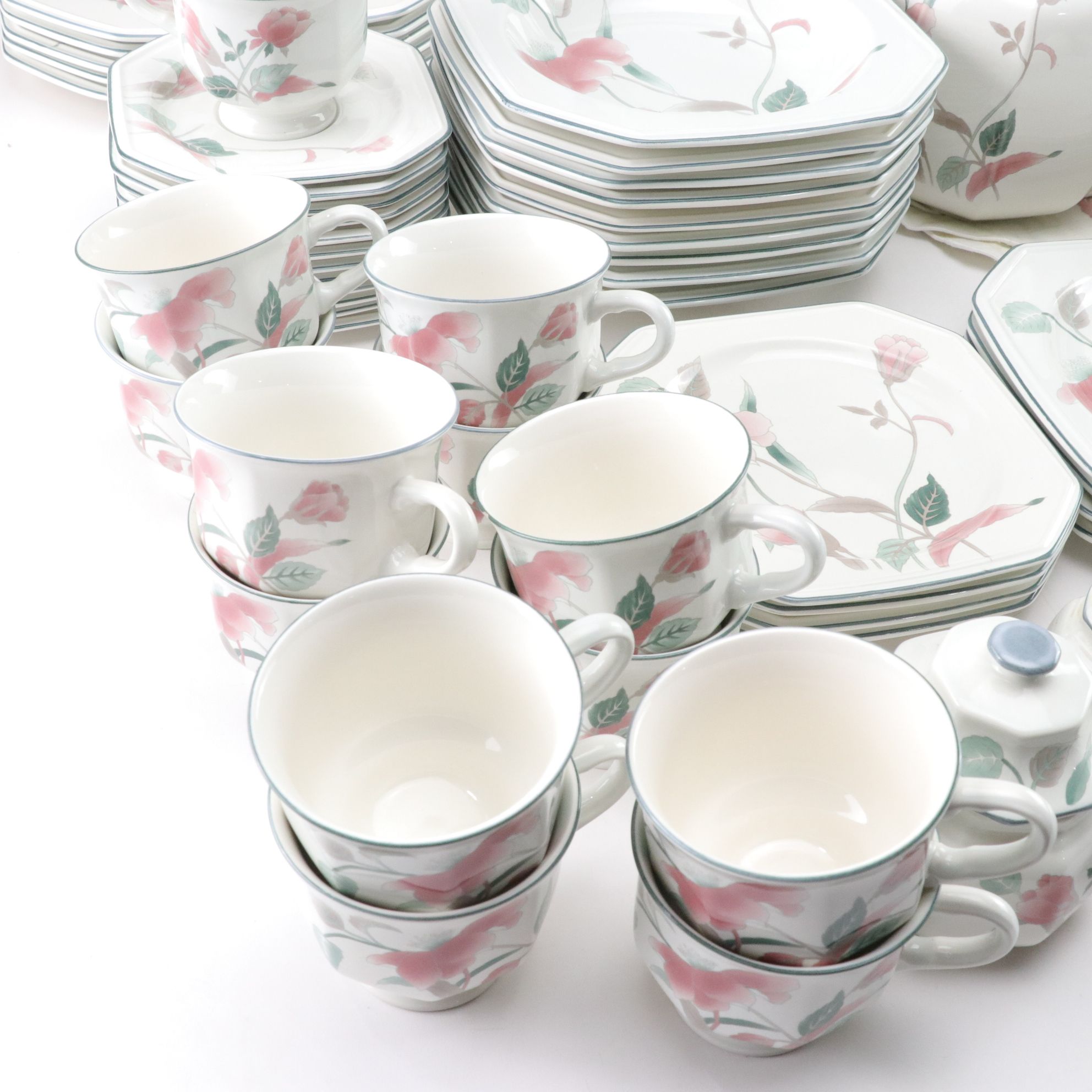 Mikasa Continental "Silk Flowers" Stoneware Dinnerware