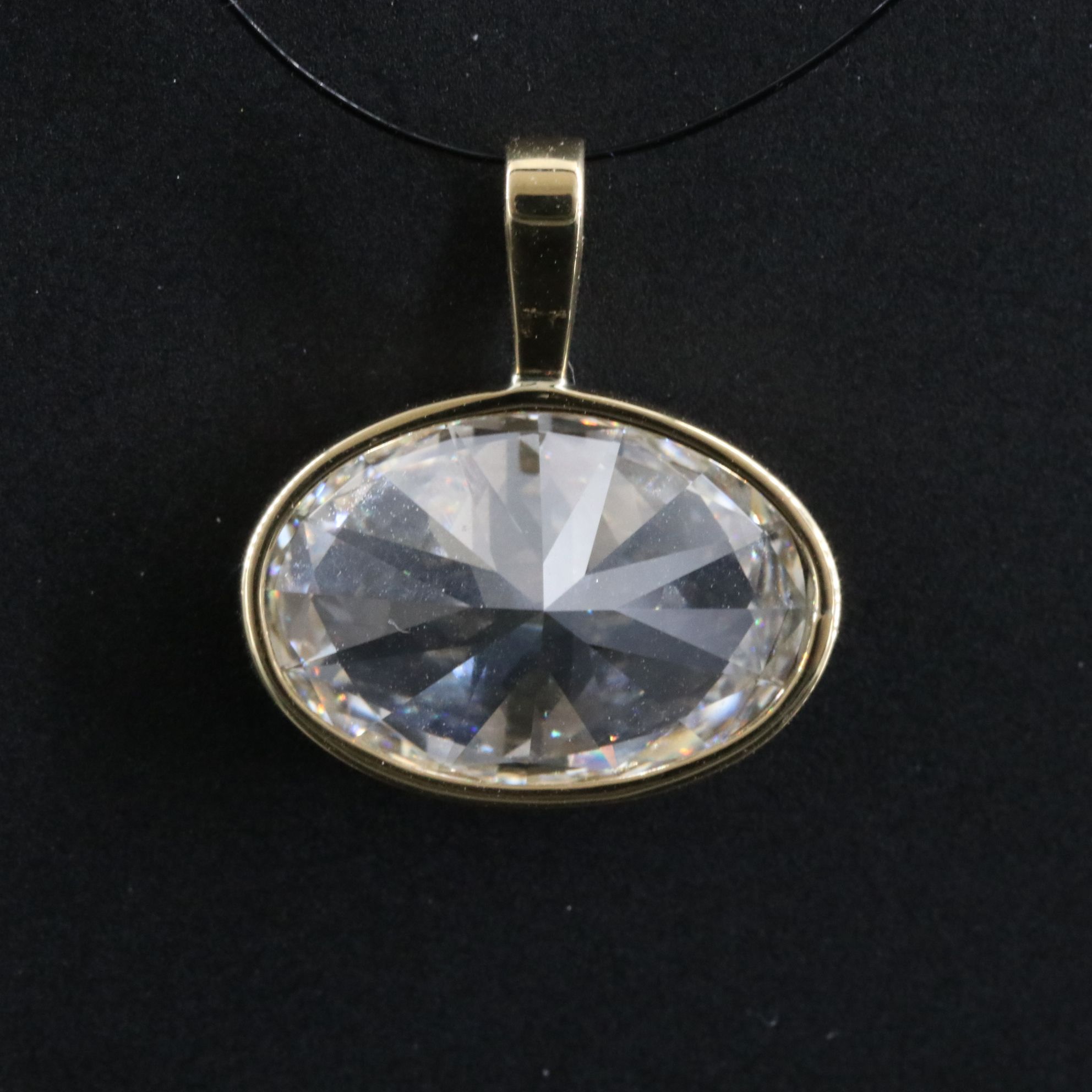 18K 3.55 CT Lab Grown Diamond Pendant with IGI Report