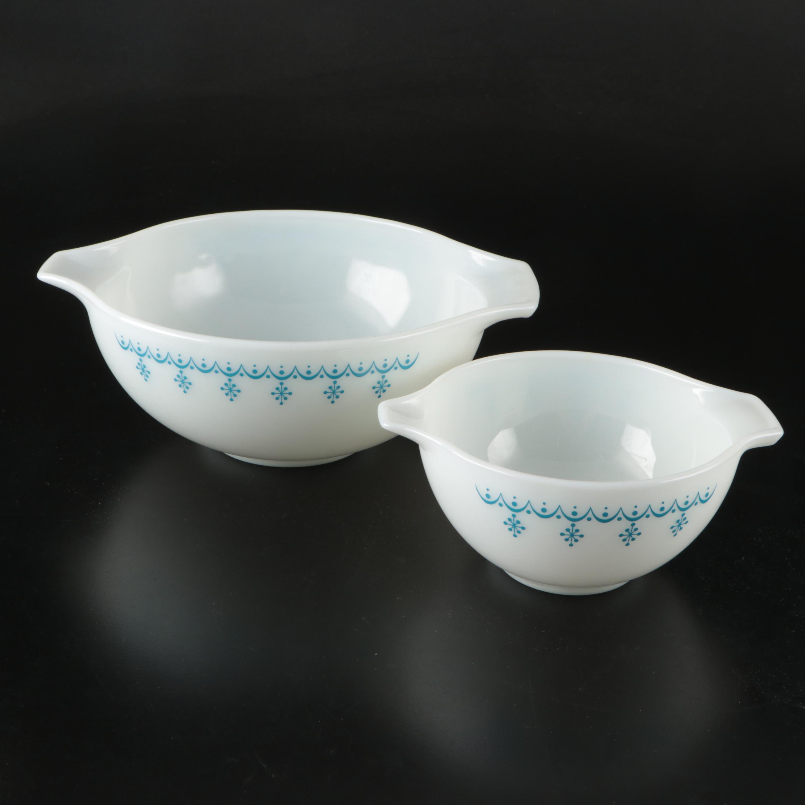 Pyrex "Snowflake Blue" Nesting Bowls Other Baking Dish and  Measuring Cup