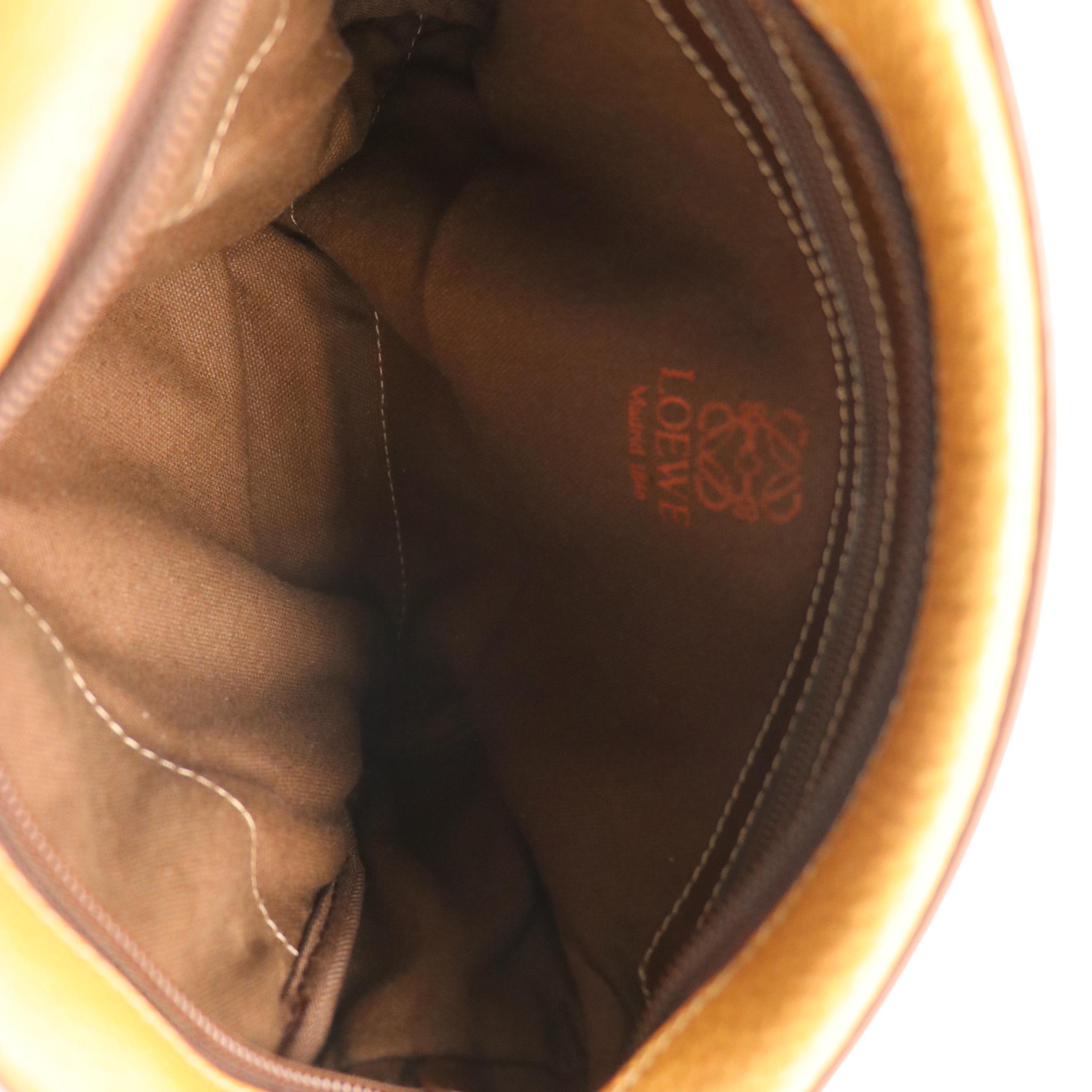 Loewe Vintage Zippered Crossbody Bag in Tan Calfskin and Brown Lambskin Leather