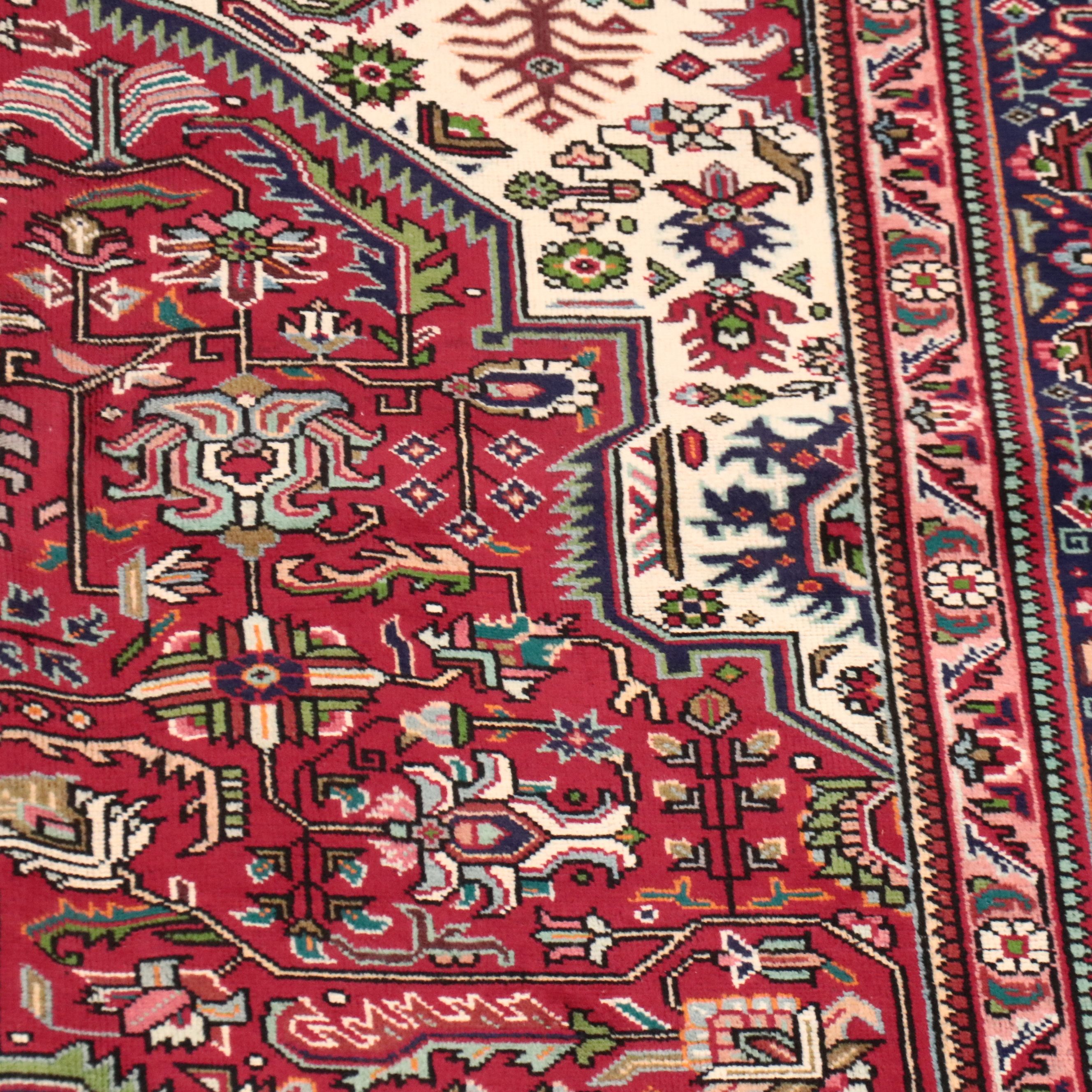 9'6 x 13'2 Hand-Knotted Persian Heriz Room-Sized Rug