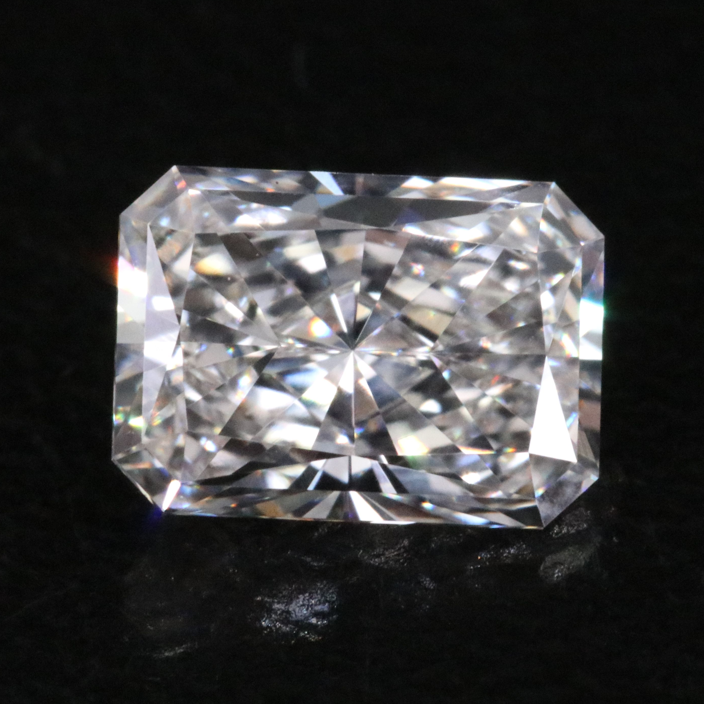 Loose 0.97 CT Lab Grown Diamond with IGI Report