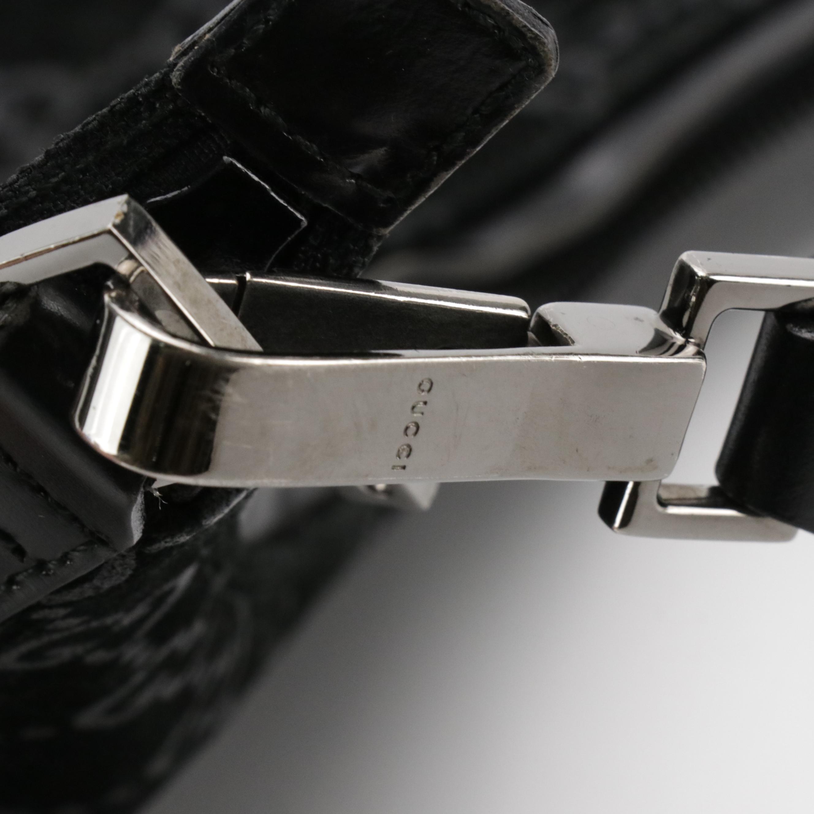 Gucci Zippered Hobo Shoulder Bag in Black GG Suede and Calfskin Leather Trim