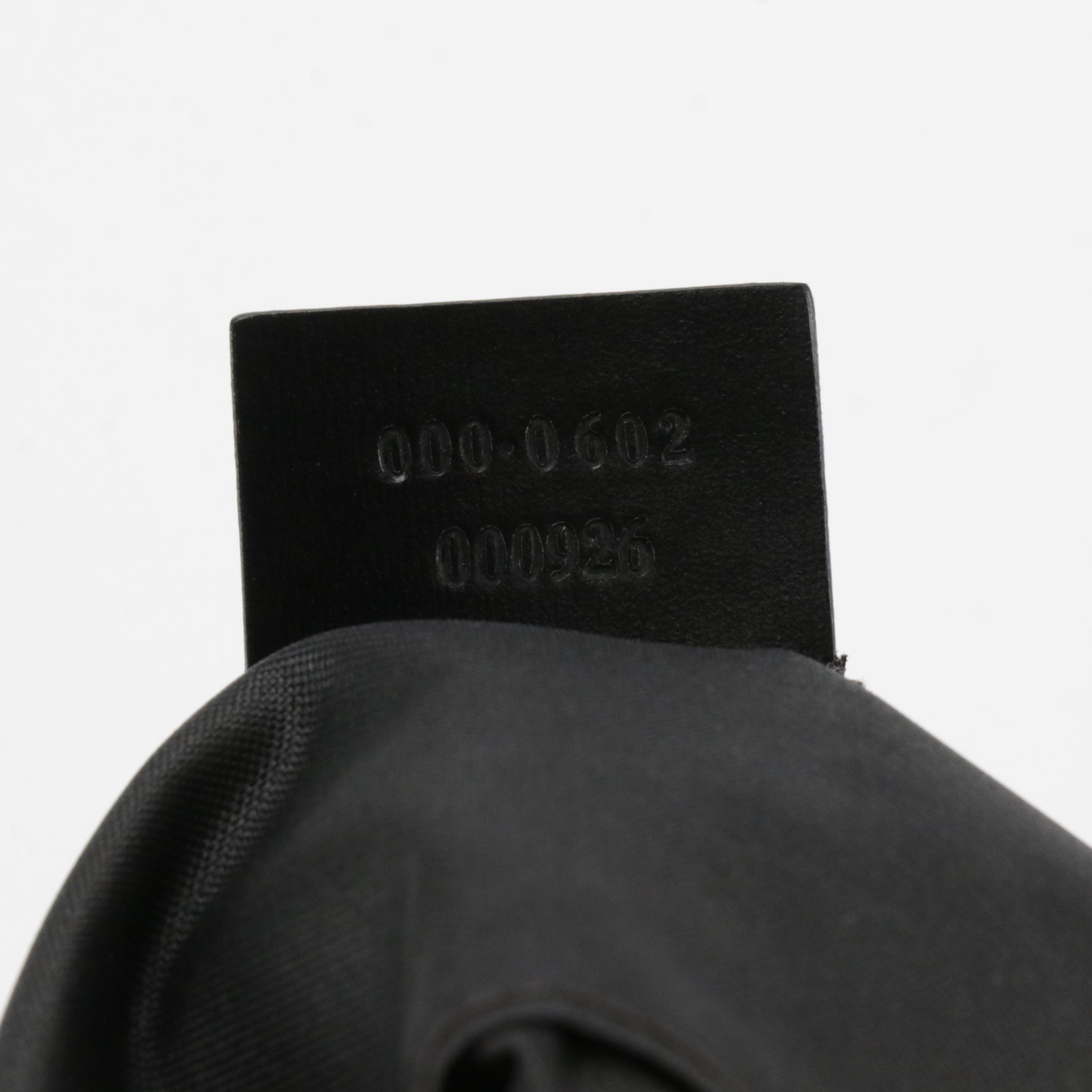 Gucci Zippered Hobo Shoulder Bag in Black GG Suede and Calfskin Leather Trim