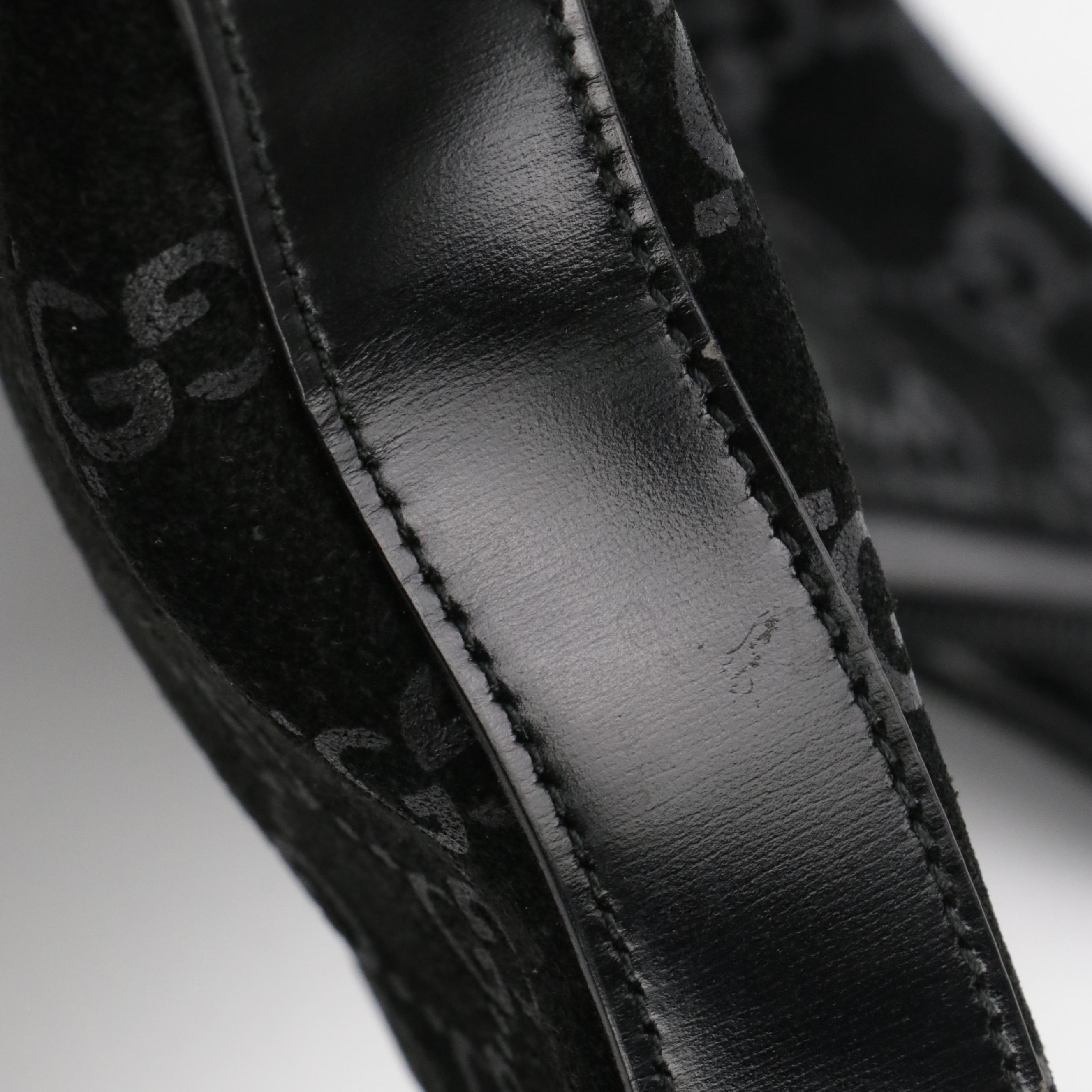 Gucci Zippered Hobo Shoulder Bag in Black GG Suede and Calfskin Leather Trim