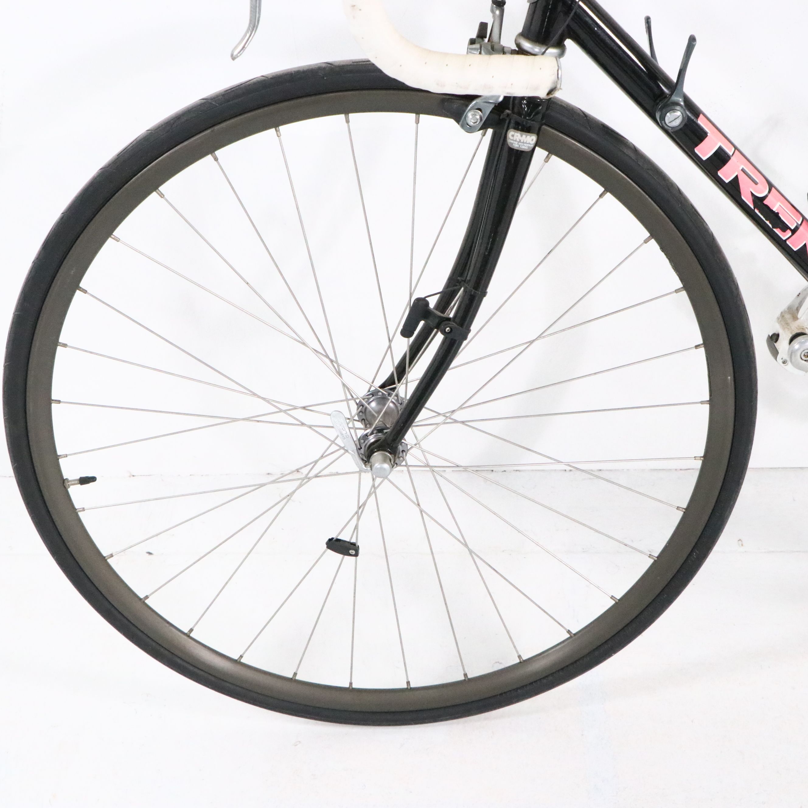 TREK 1200 Aluminum Frame Road Bicycle