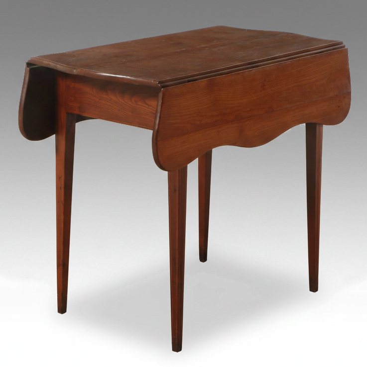 American Pembroke Style Mahogany Butterfly Drop Leaf Table, 19th Century