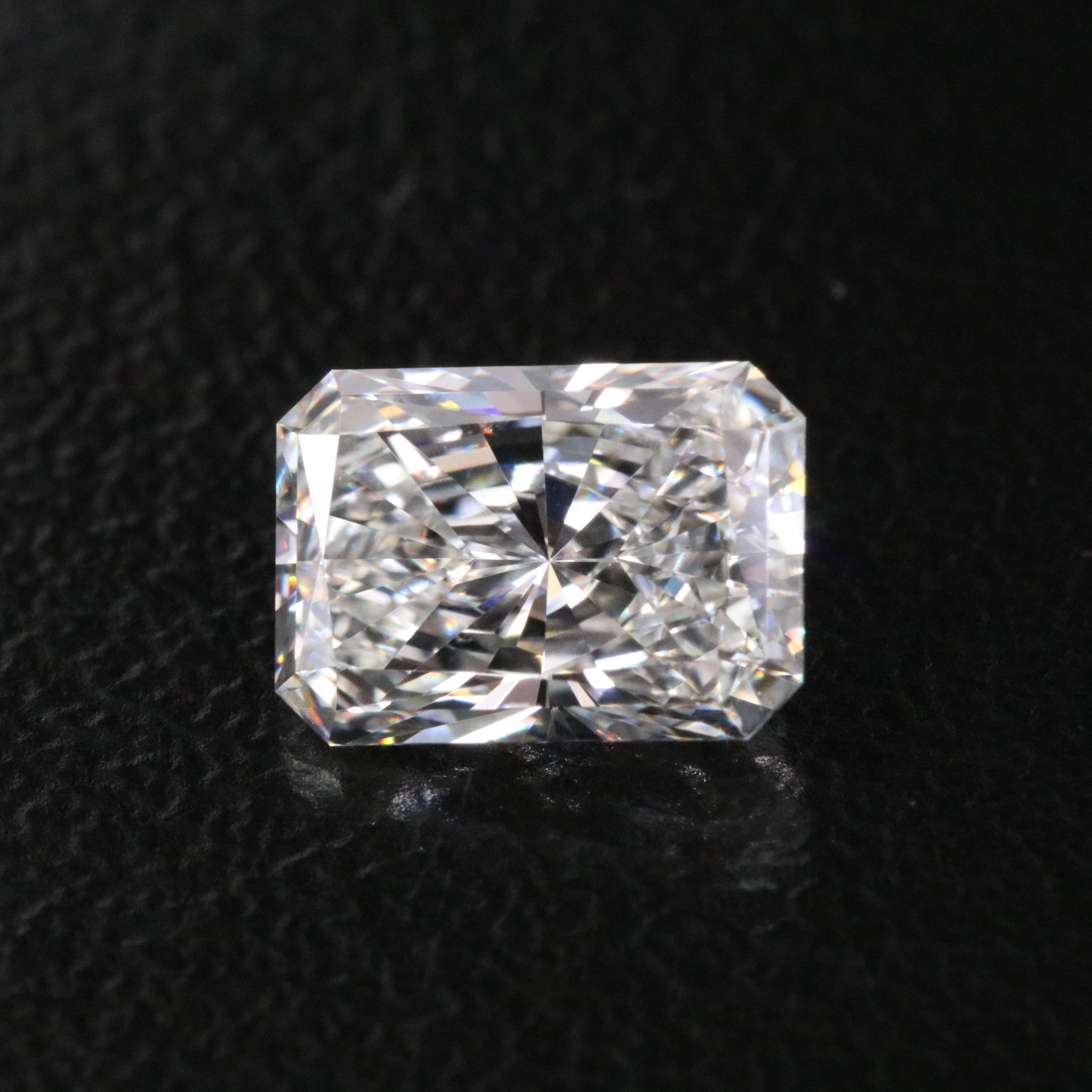 Loose 0.97 CT Lab Grown Diamond with IGI Report