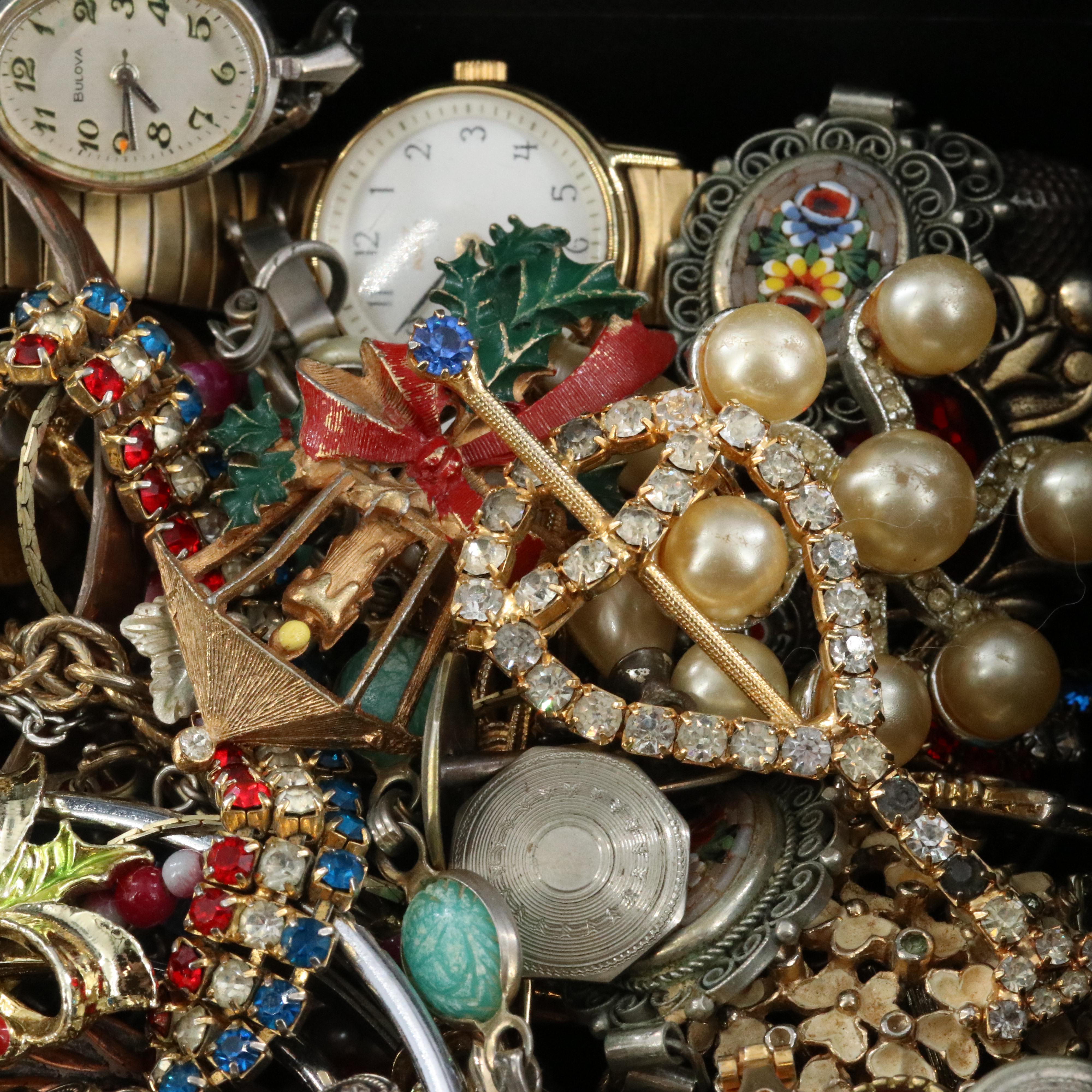Uncommon Discoveries: Jewelry Collection